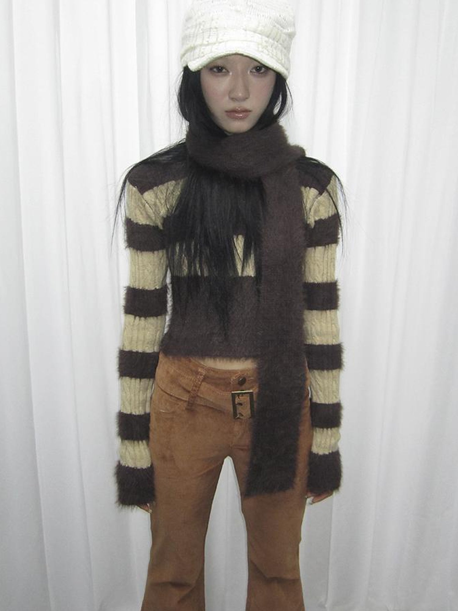 ang project V-neck Striped Knit Sweater Slim Fit Set