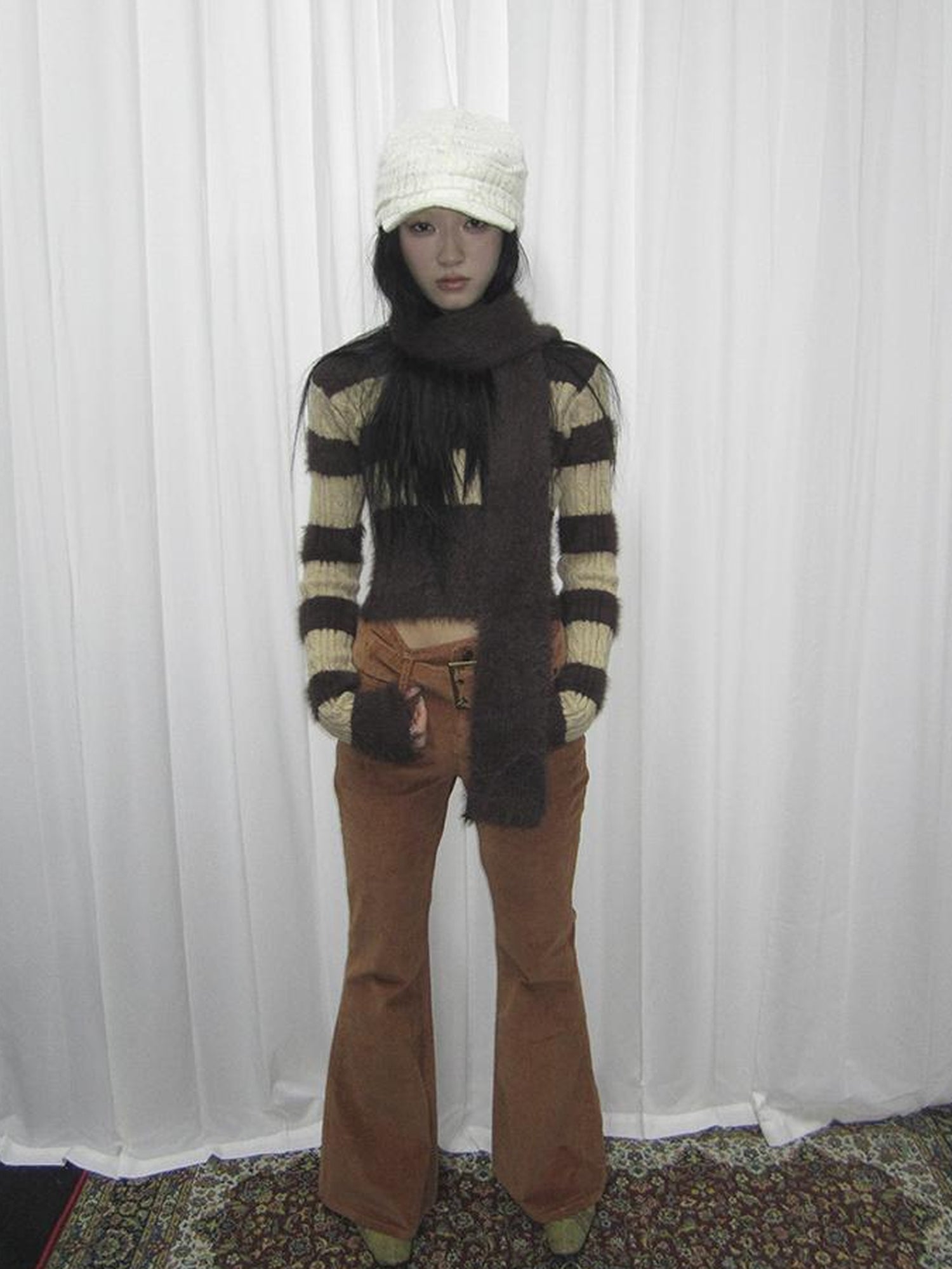 ang project V-neck Striped Knit Sweater Slim Fit Set