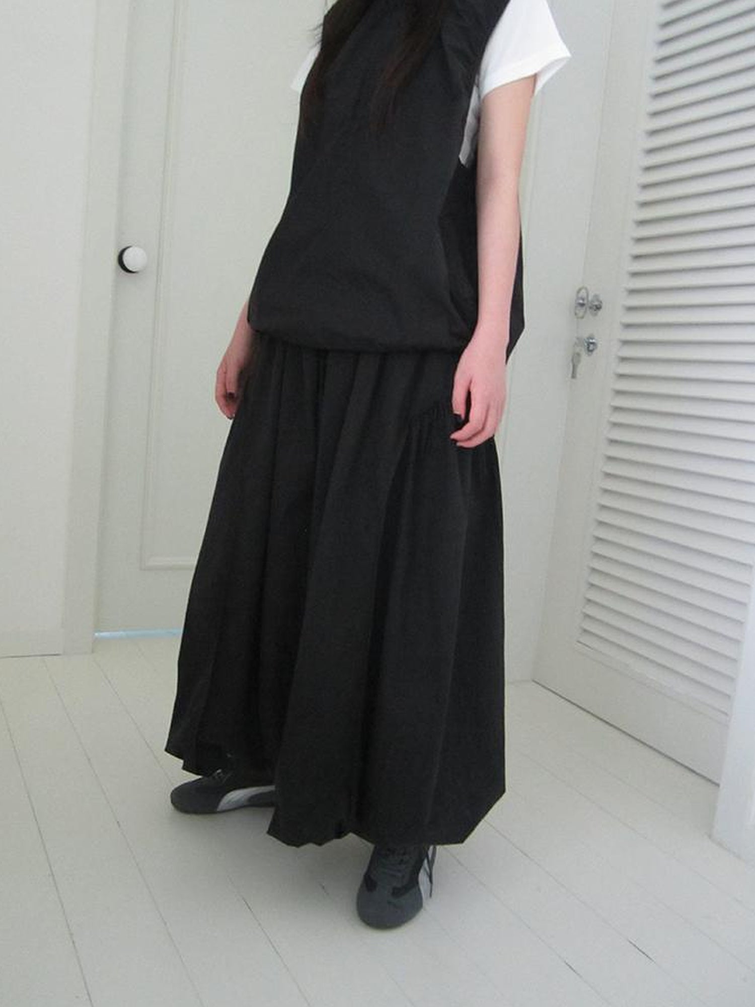 ang project Vintage Black Drawstring Bloom Skirt with Ruffled Hem