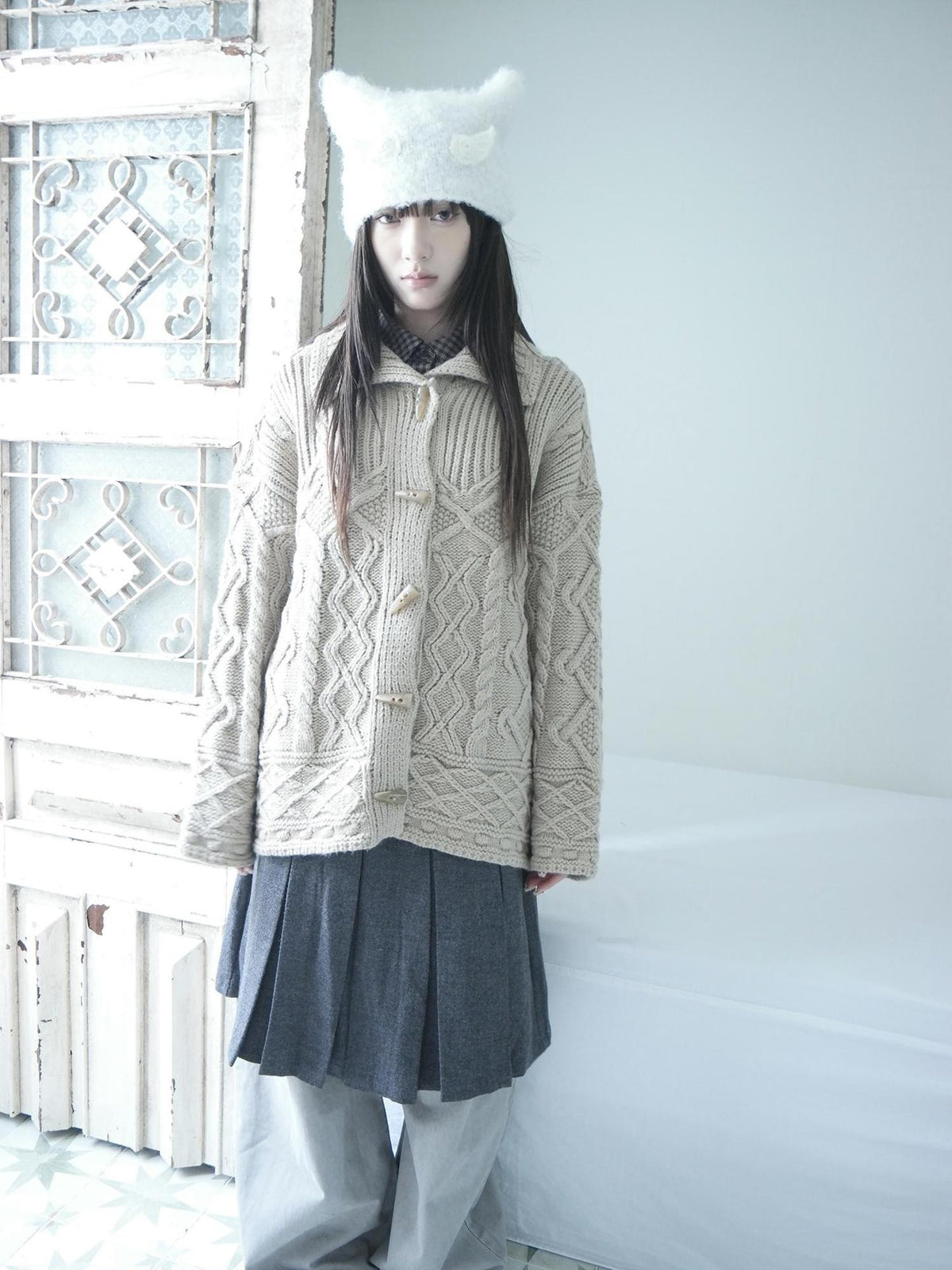 ang project Vintage Cable Knit Horn Button Loose Fit Women&