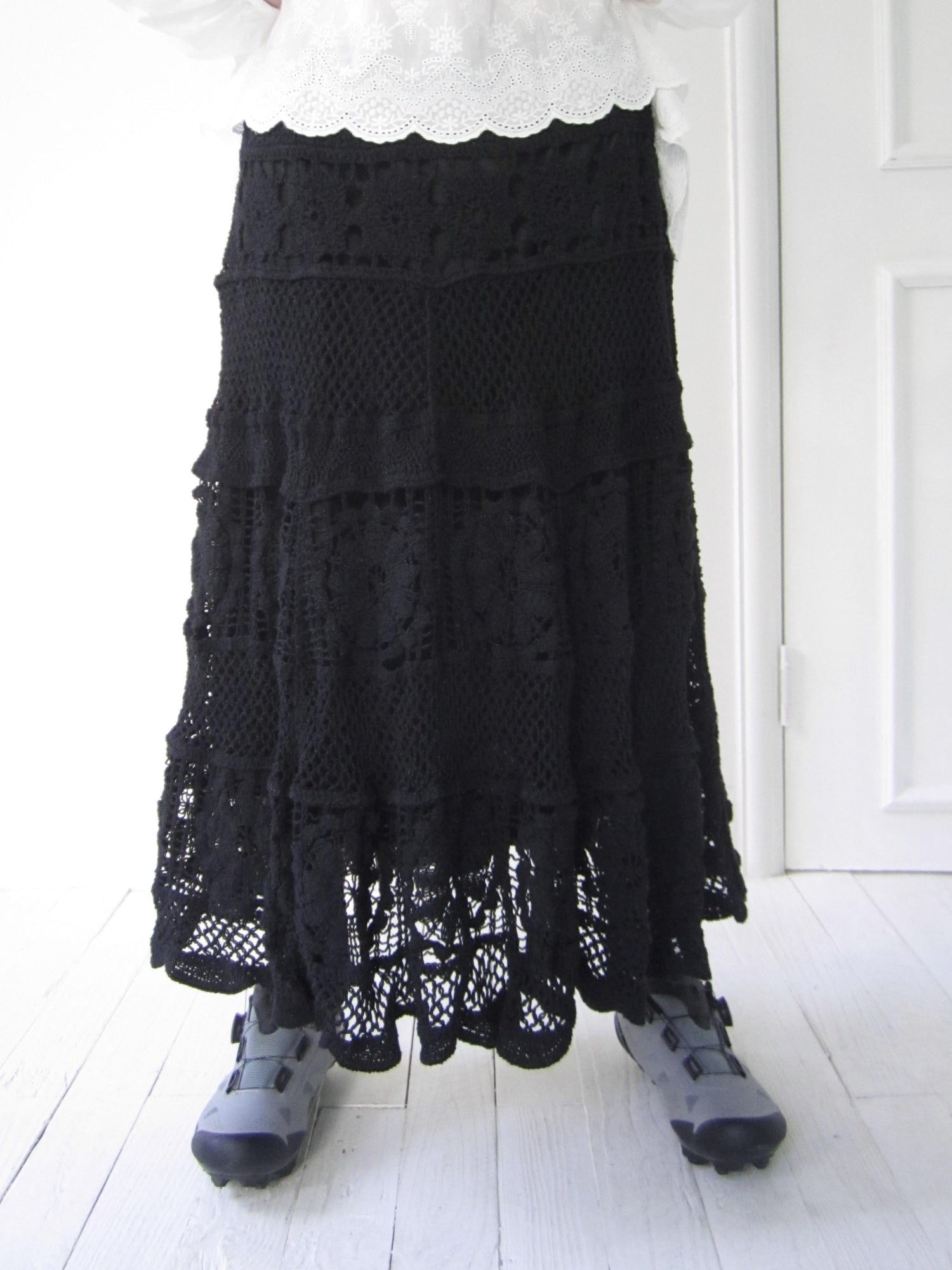 ang project Vintage Crochet Lace Maxi Skirt