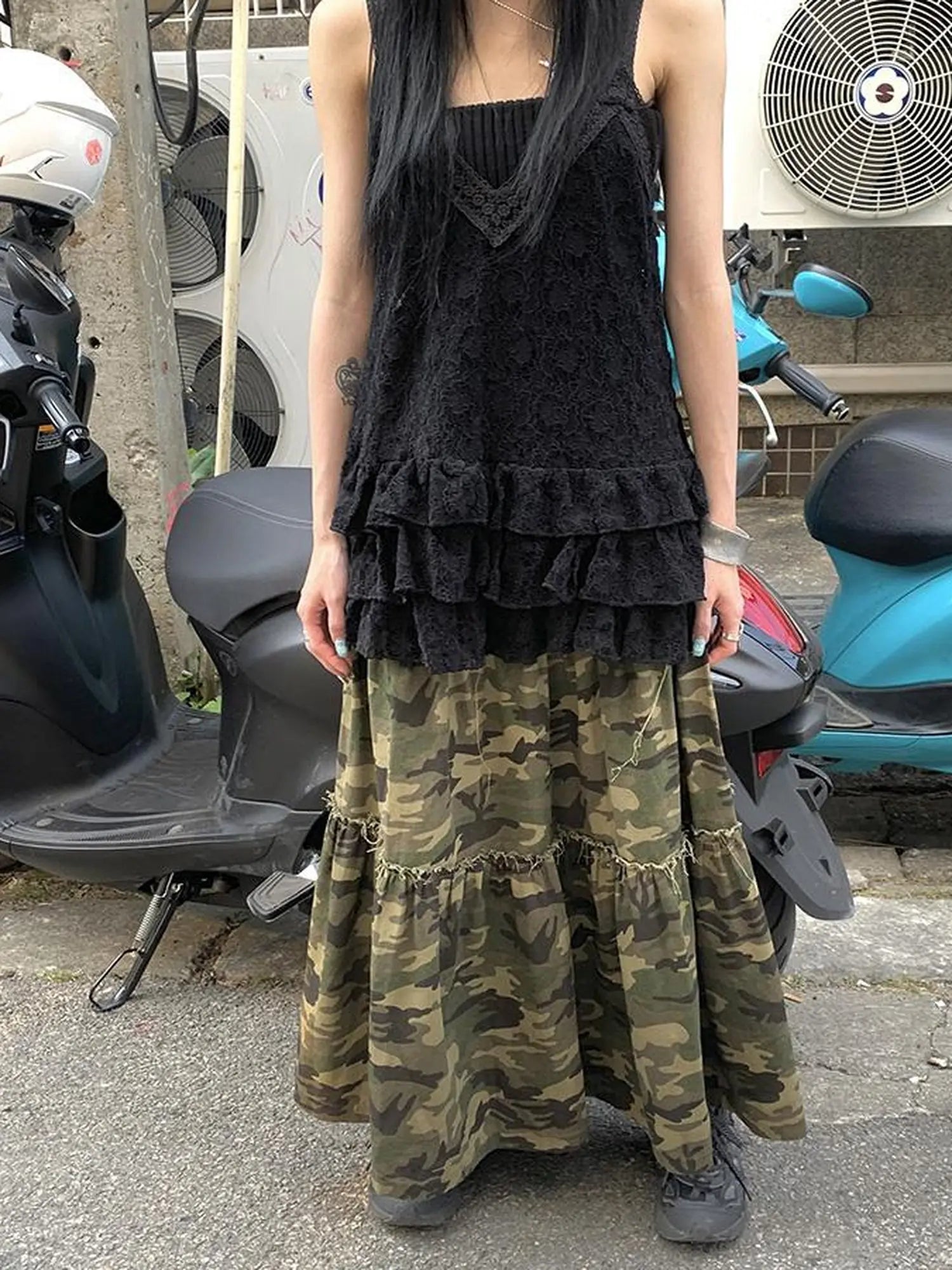 Vintage Distressed Camo Midi Skirt With Elastic Waistband