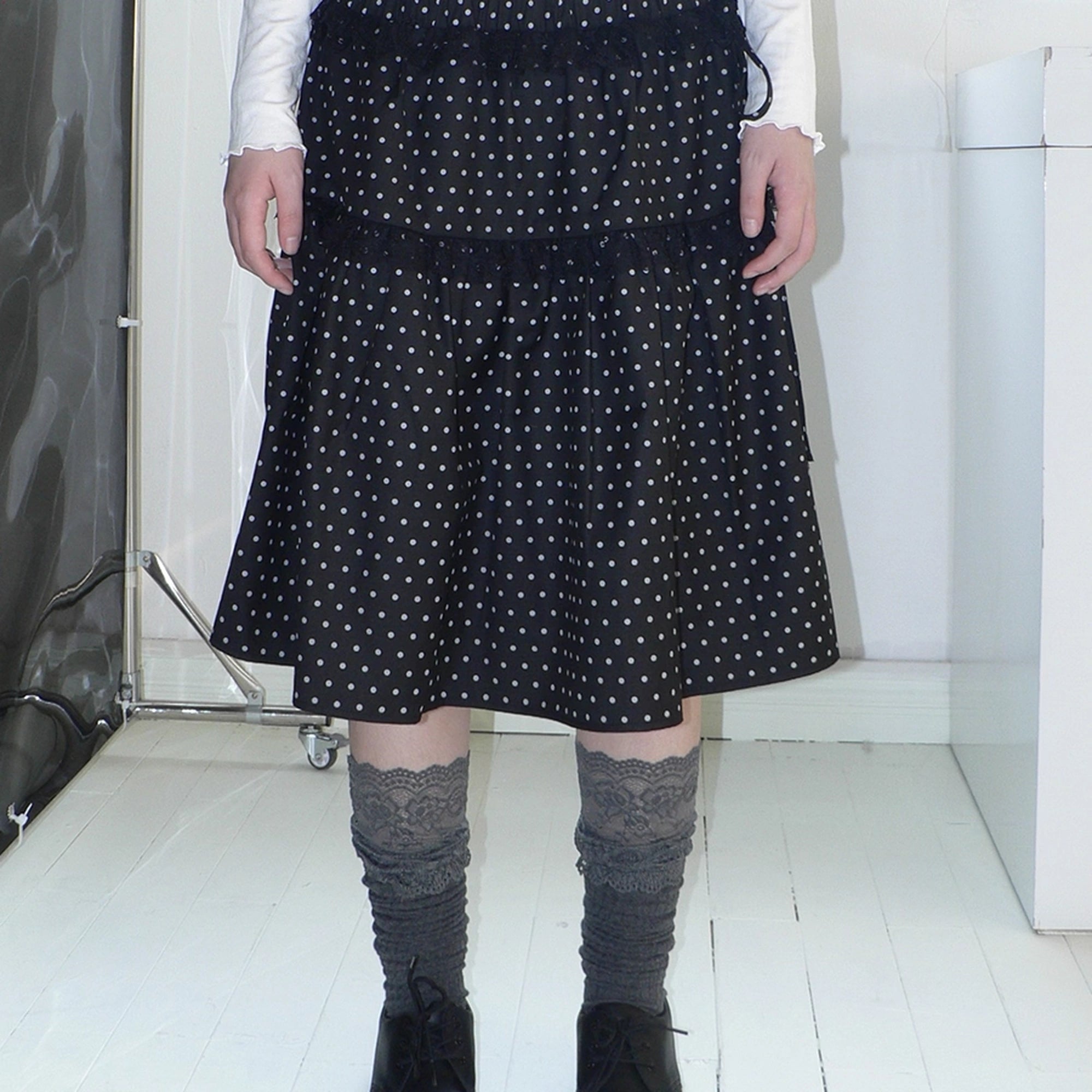 ang_project_Vintage_Dot_Print_A_Line_Skirt_With_Lace_Trim_MISSTT