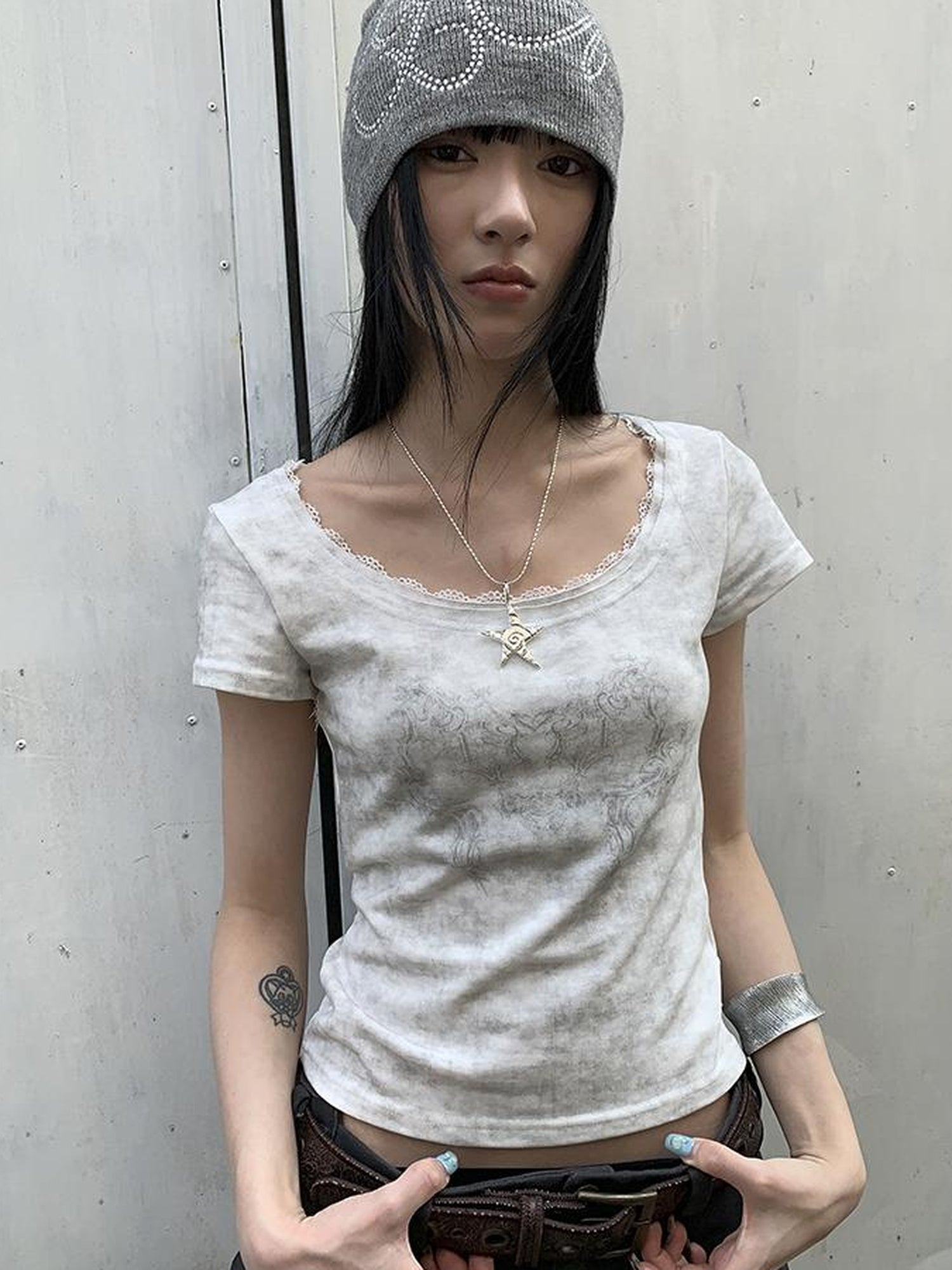 Updateang project Vintage Floral Lace Collar Stretch Slim Tee