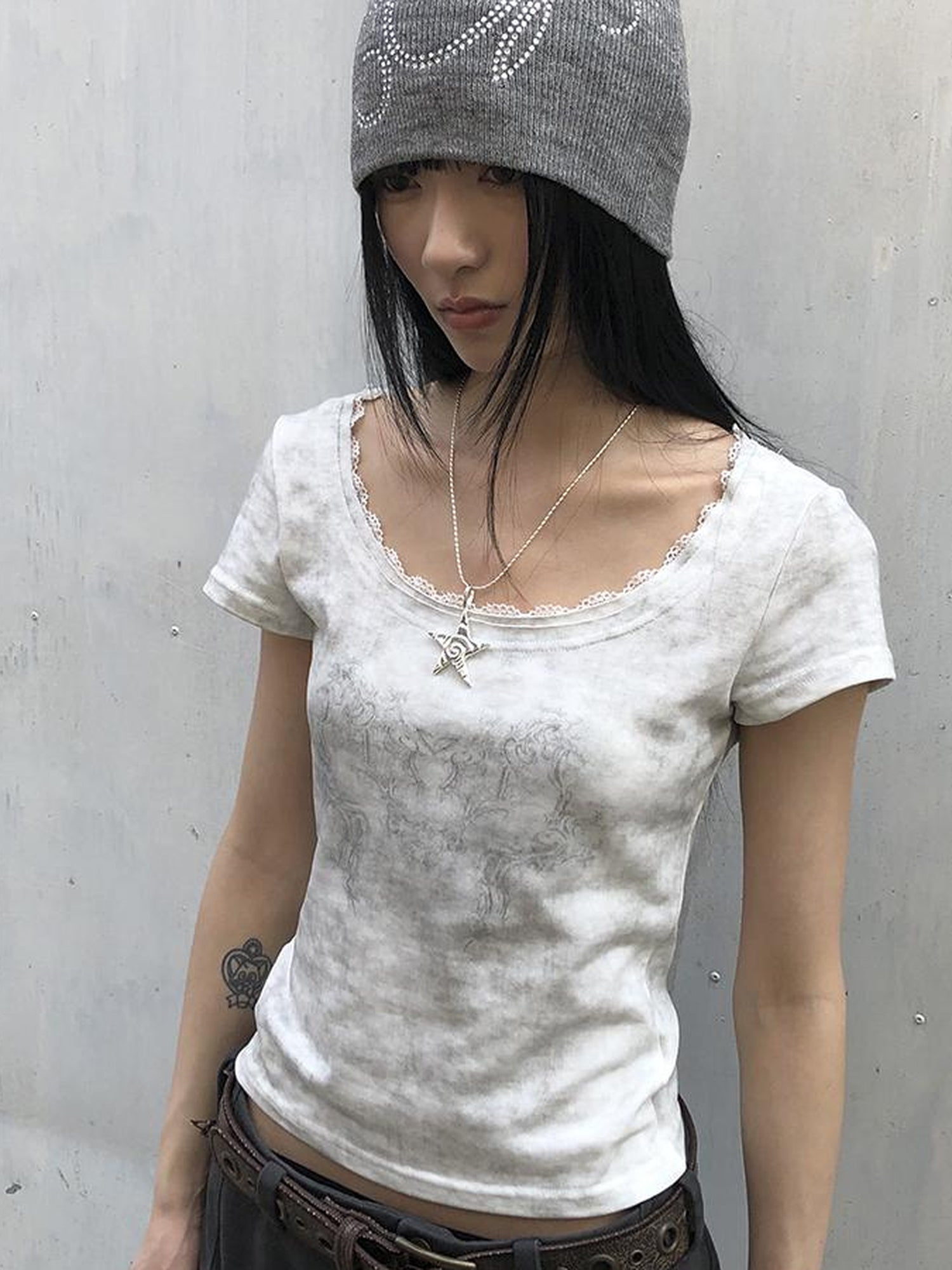 Updateang project Vintage Floral Lace Collar Stretch Slim Tee