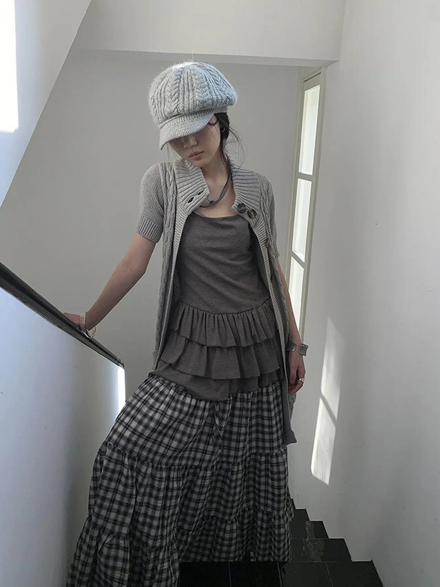 Vintage Gray Mid Length Half Zip Knit Sweater Short Sleeve
