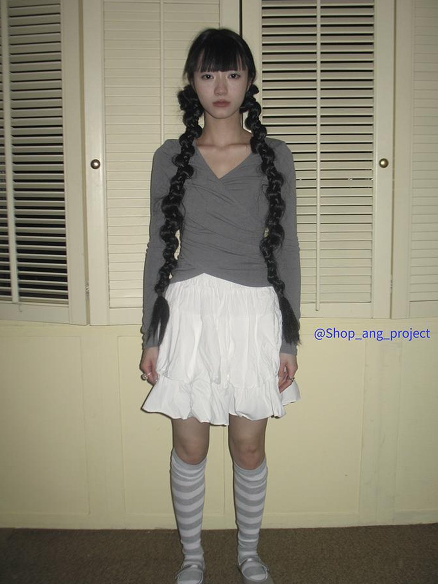ang project Vintage Gray White Striped High Socks