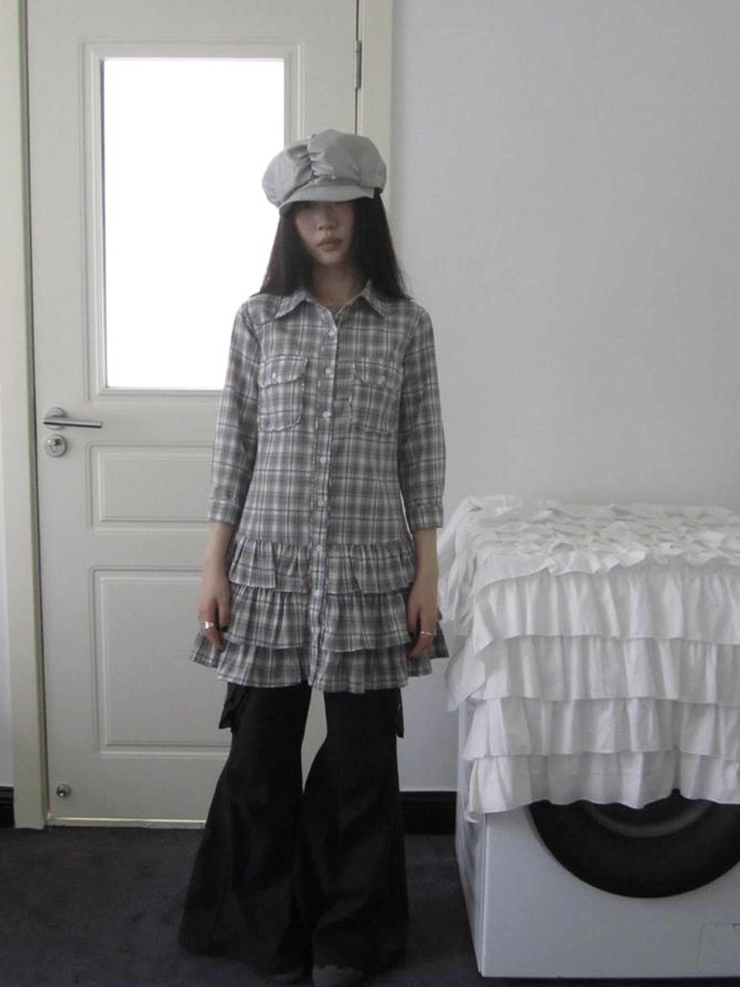 ang project Vintage Grey Plaid Layered Hem Short Sleeve Shirt