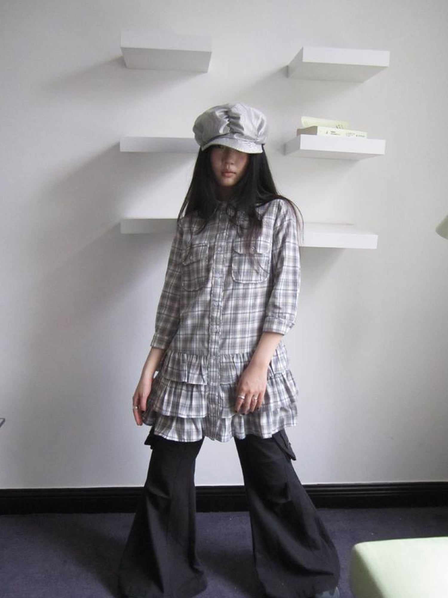 ang project Vintage Grey Plaid Layered Hem Short Sleeve Shirt