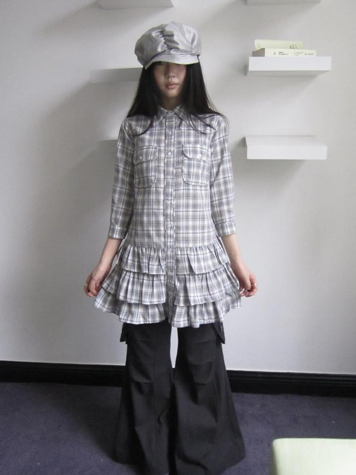 ang project Vintage Grey Plaid Layered Hem Short Sleeve Shirt