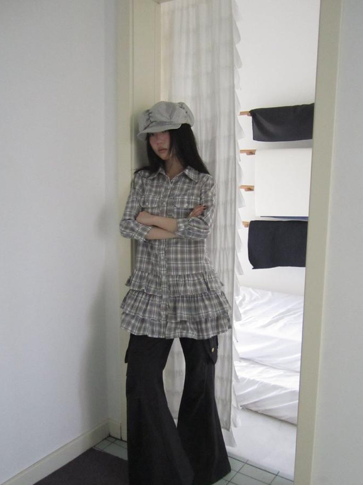 ang project Vintage Grey Plaid Layered Hem Short Sleeve Shirt