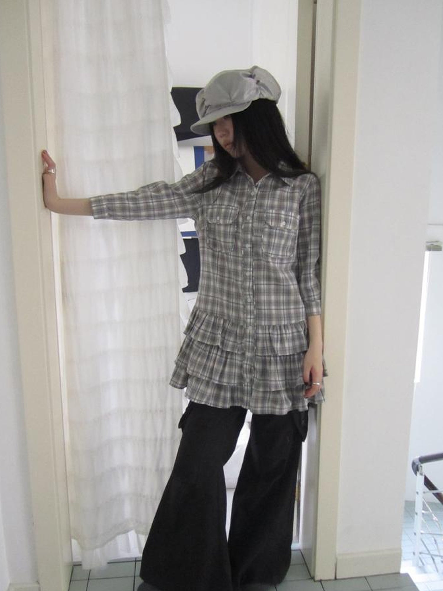 ang project Vintage Grey Plaid Layered Hem Short Sleeve Shirt