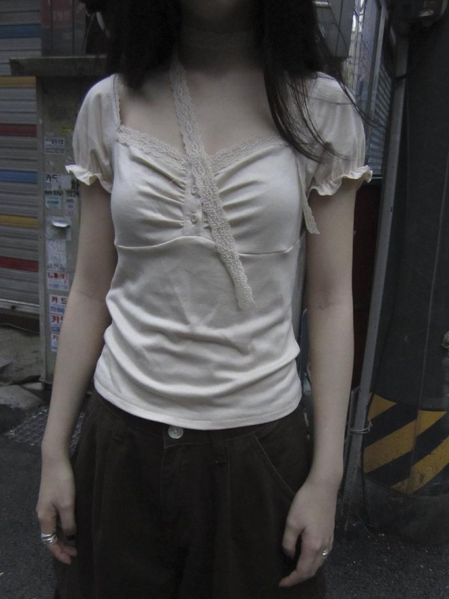 Updateang project Vintage Lace Trim Ruffled Button Detail Slim Fit Tee With Scarf
