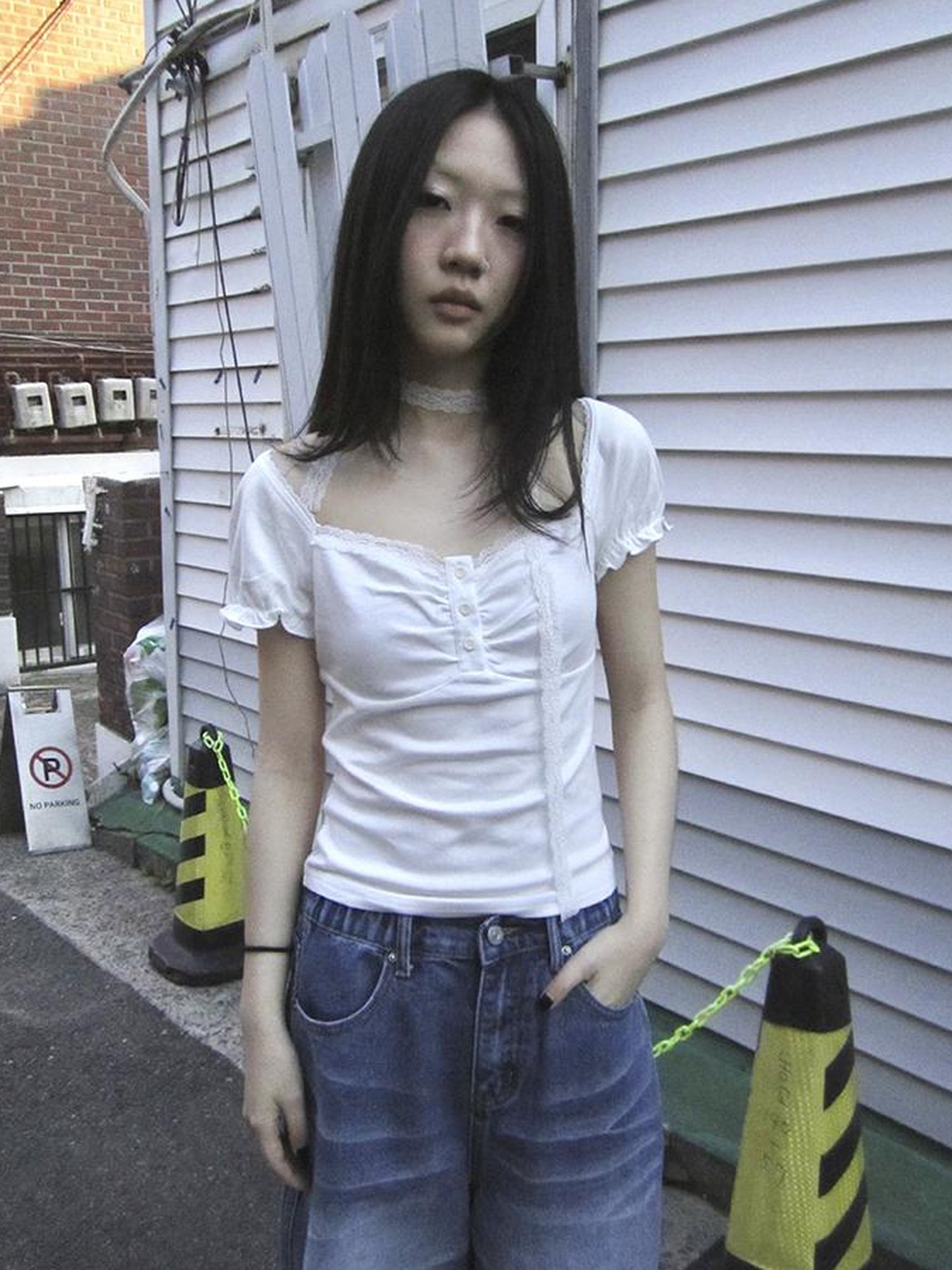Updateang project Vintage Lace Trim Ruffled Button Detail Slim Fit Tee With Scarf