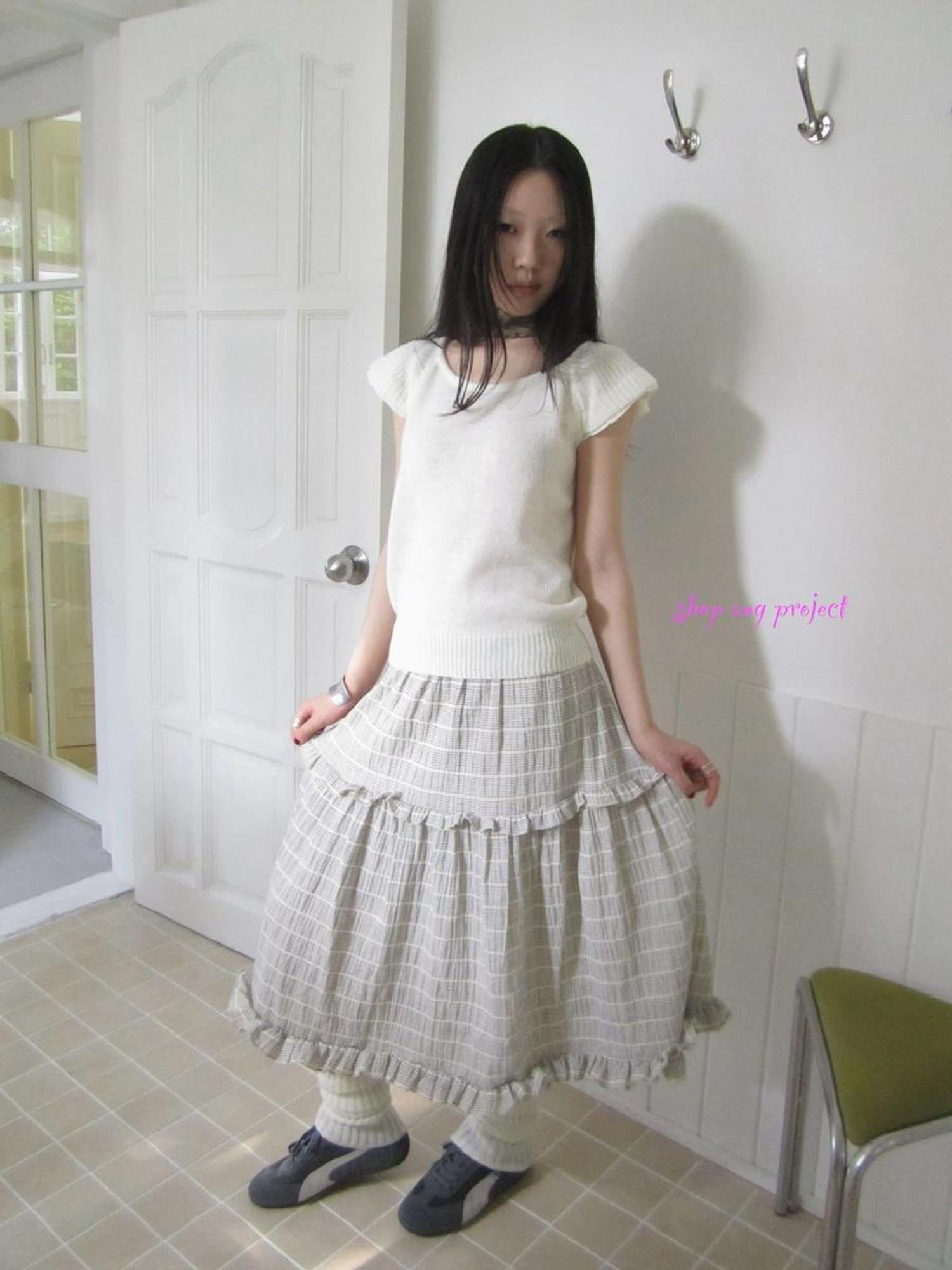 ang project Vintage Loose Knit Short Sleeve With Flutter Sleeves