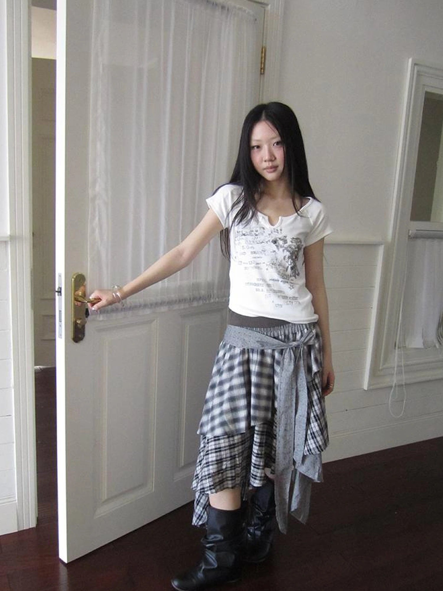 Vintage Plaid Skirt With Asymmetrical Hem And Elastic Waist