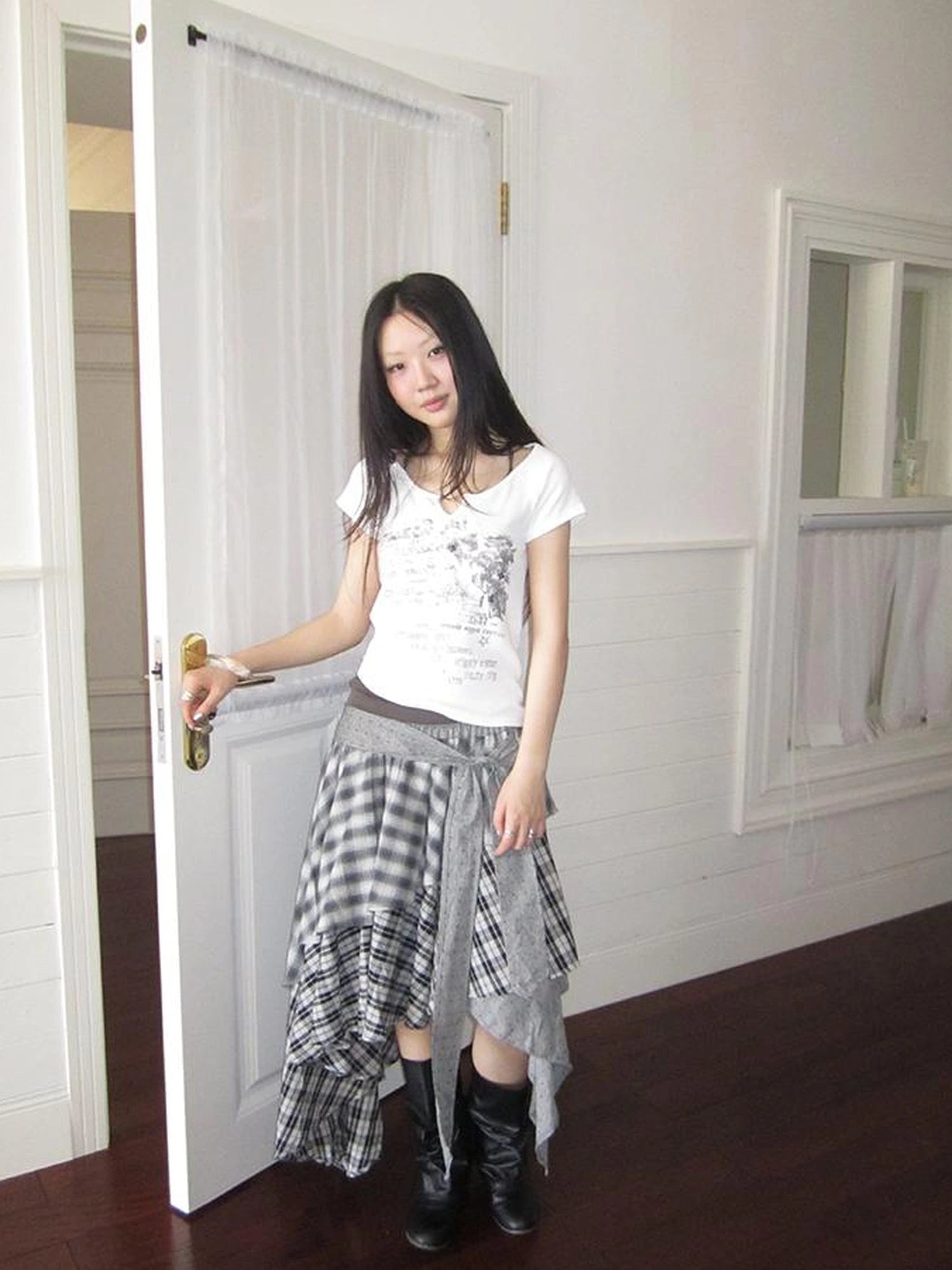 Vintage Plaid Skirt With Asymmetrical Hem And Elastic Waist