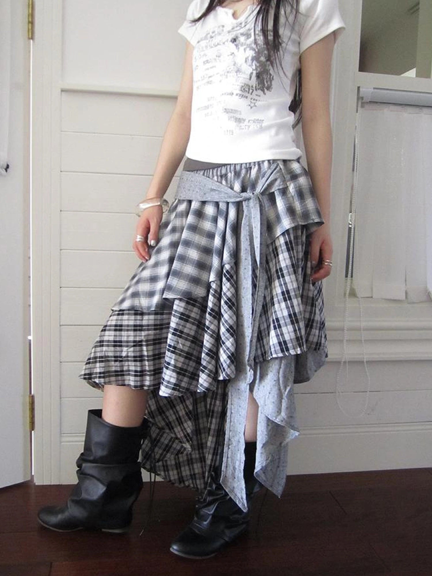 Vintage Plaid Skirt With Asymmetrical Hem And Elastic Waist