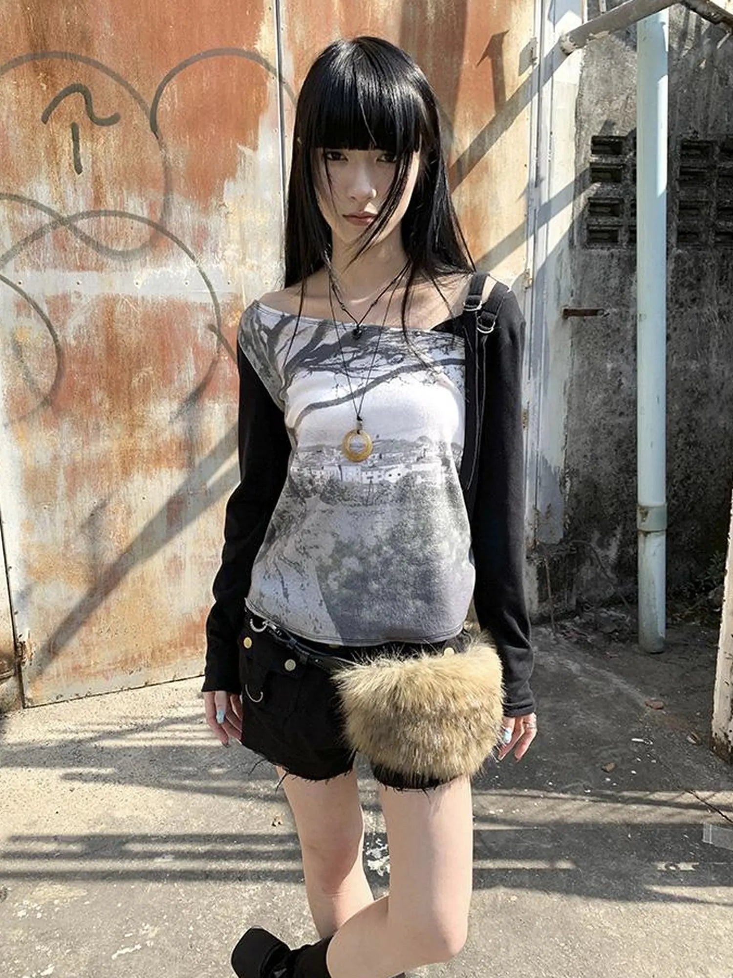 Vintage Print Patchwork Sleeve Tee