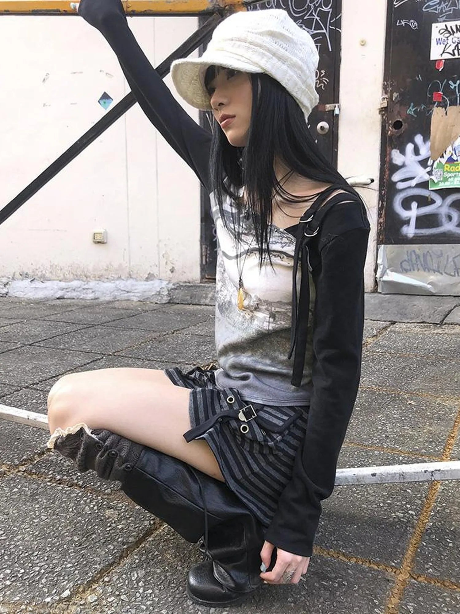 Vintage Print Patchwork Sleeve Tee