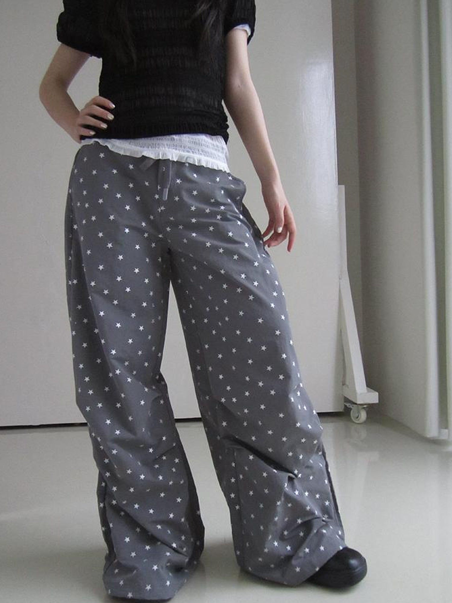 ang project Vintage Star Print Drawstring Waist Wide Leg Pants