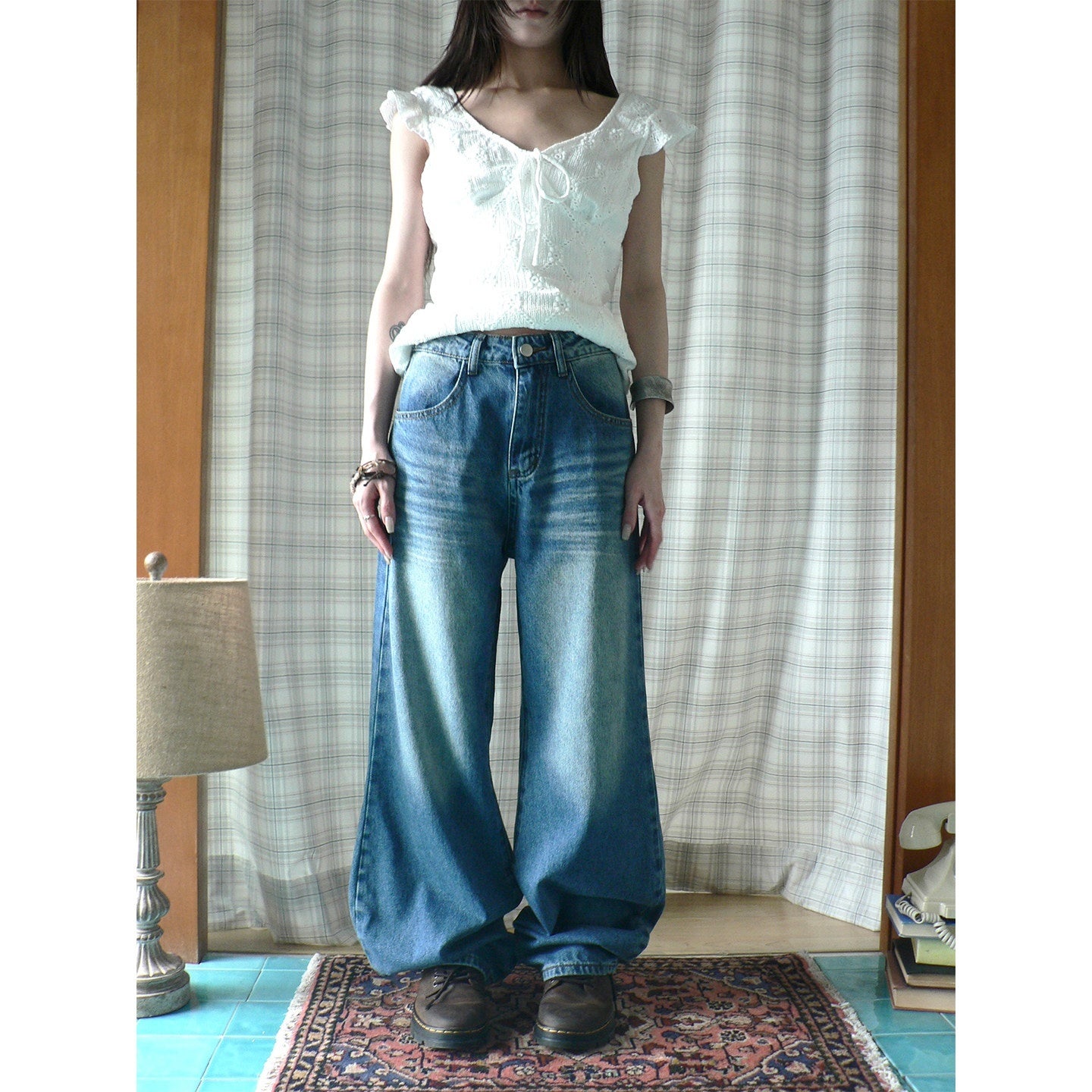ang_project_Vintage_Wash_Whisker_Distressed_Straight_Zip_Fly_Women&