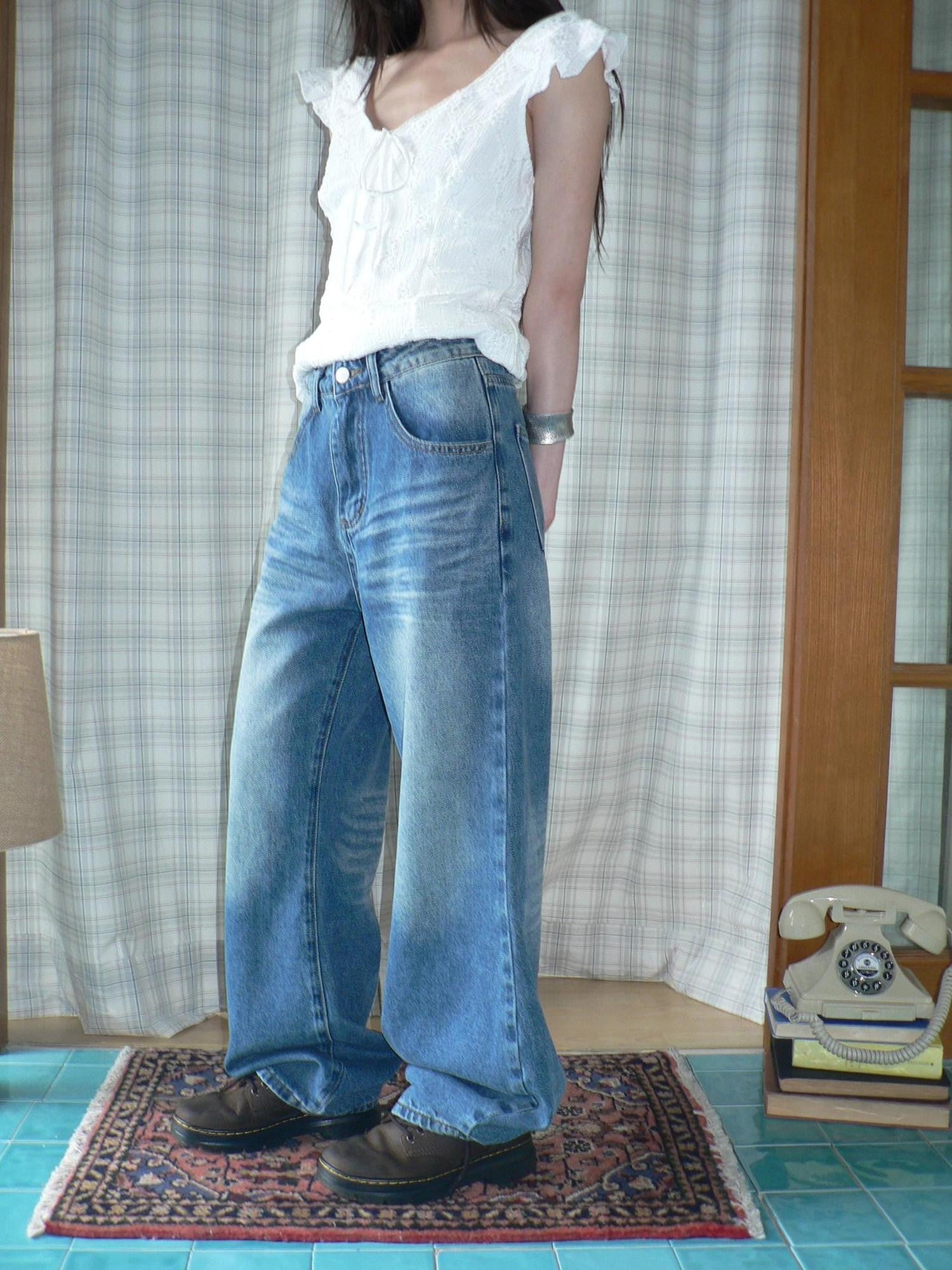 ang project Vintage Wash Whisker Distressed Straight Zip Fly Women&