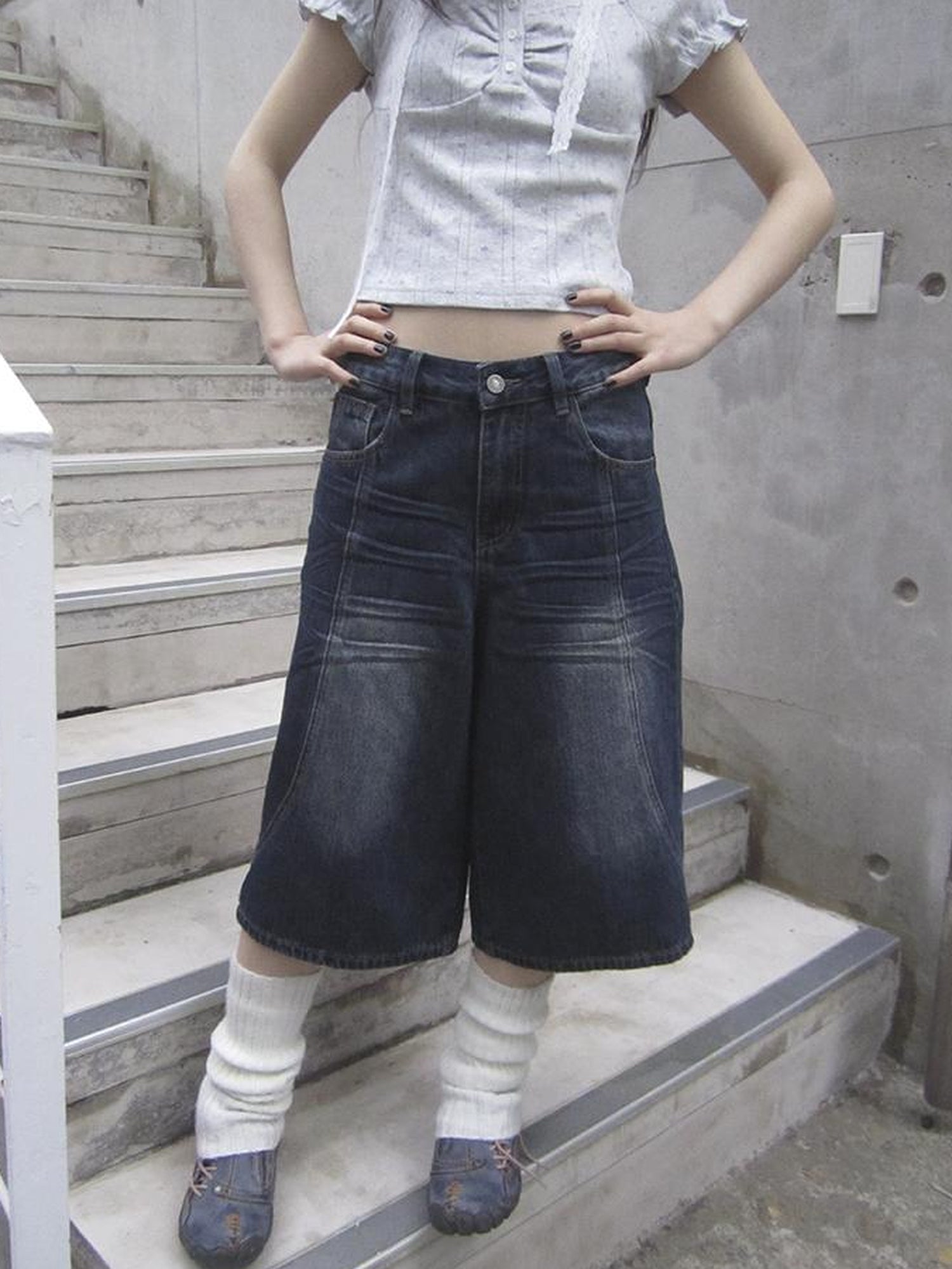 ang project Vintage Washed Distressed Relaxed Straight Cropped Jeans