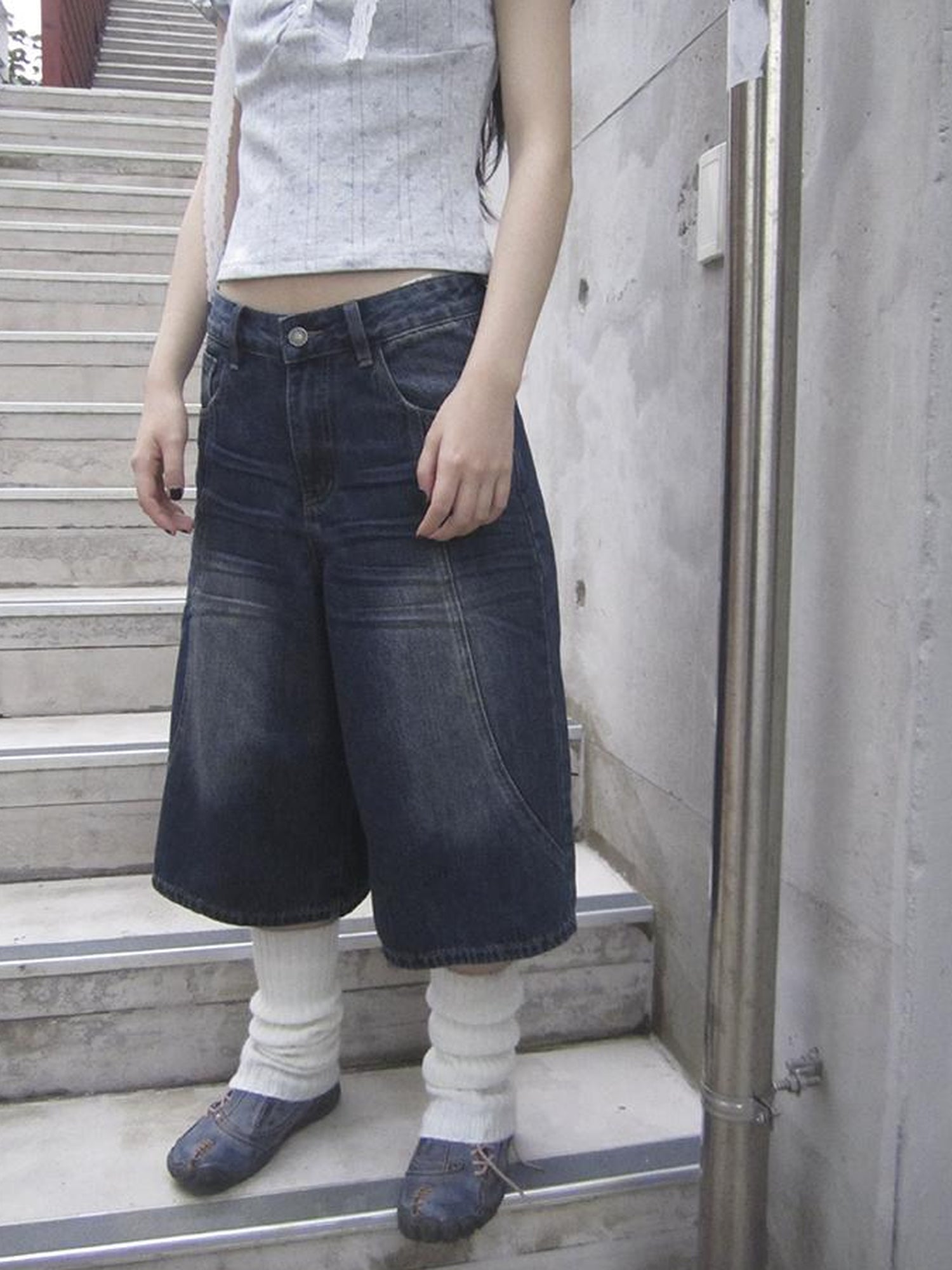 ang project Vintage Washed Distressed Relaxed Straight Cropped Jeans