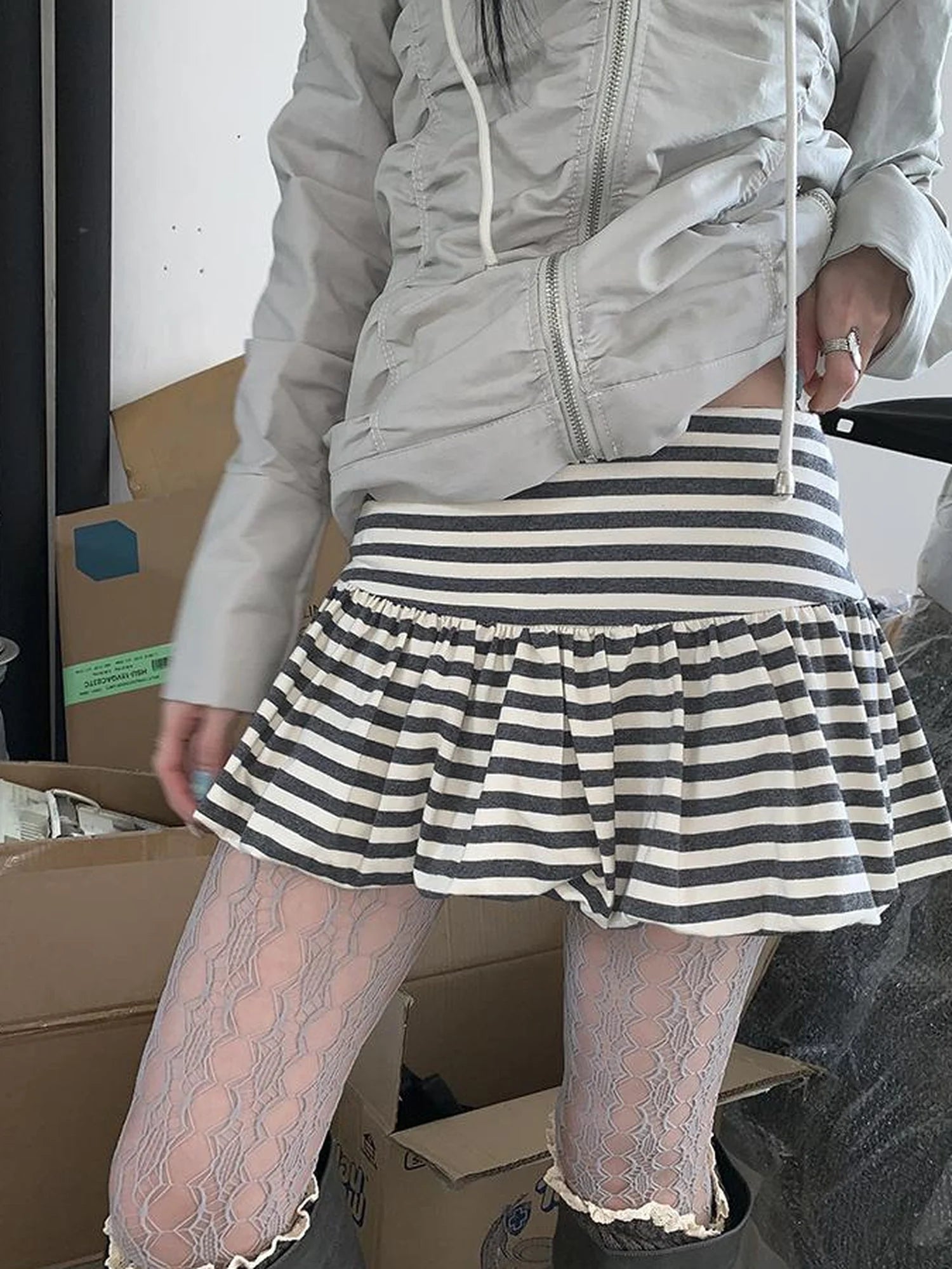 White Gray Striped Low Waist Fluffy Pleated Mini Skirt