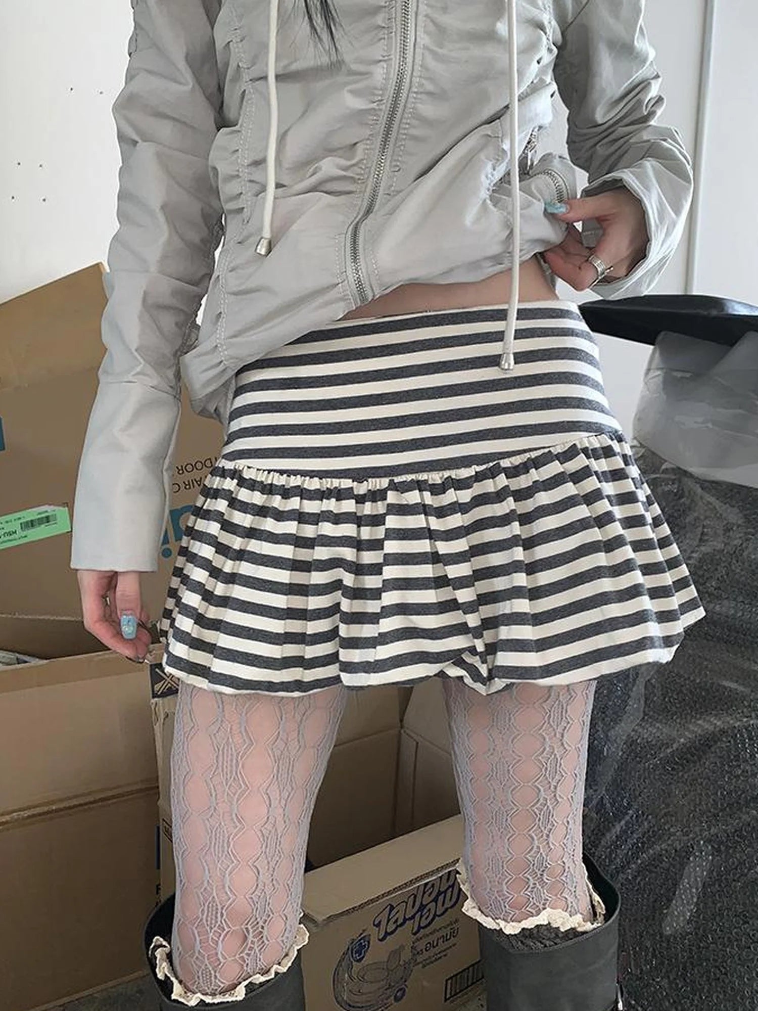 White Gray Striped Low Waist Fluffy Pleated Mini Skirt