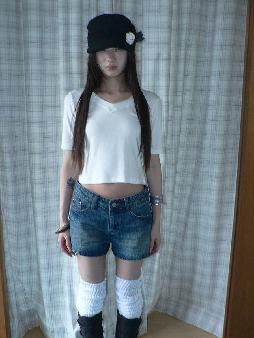 ang project White Solid V-neck Slim Fit Cropped Elbow Sleeve Women&
