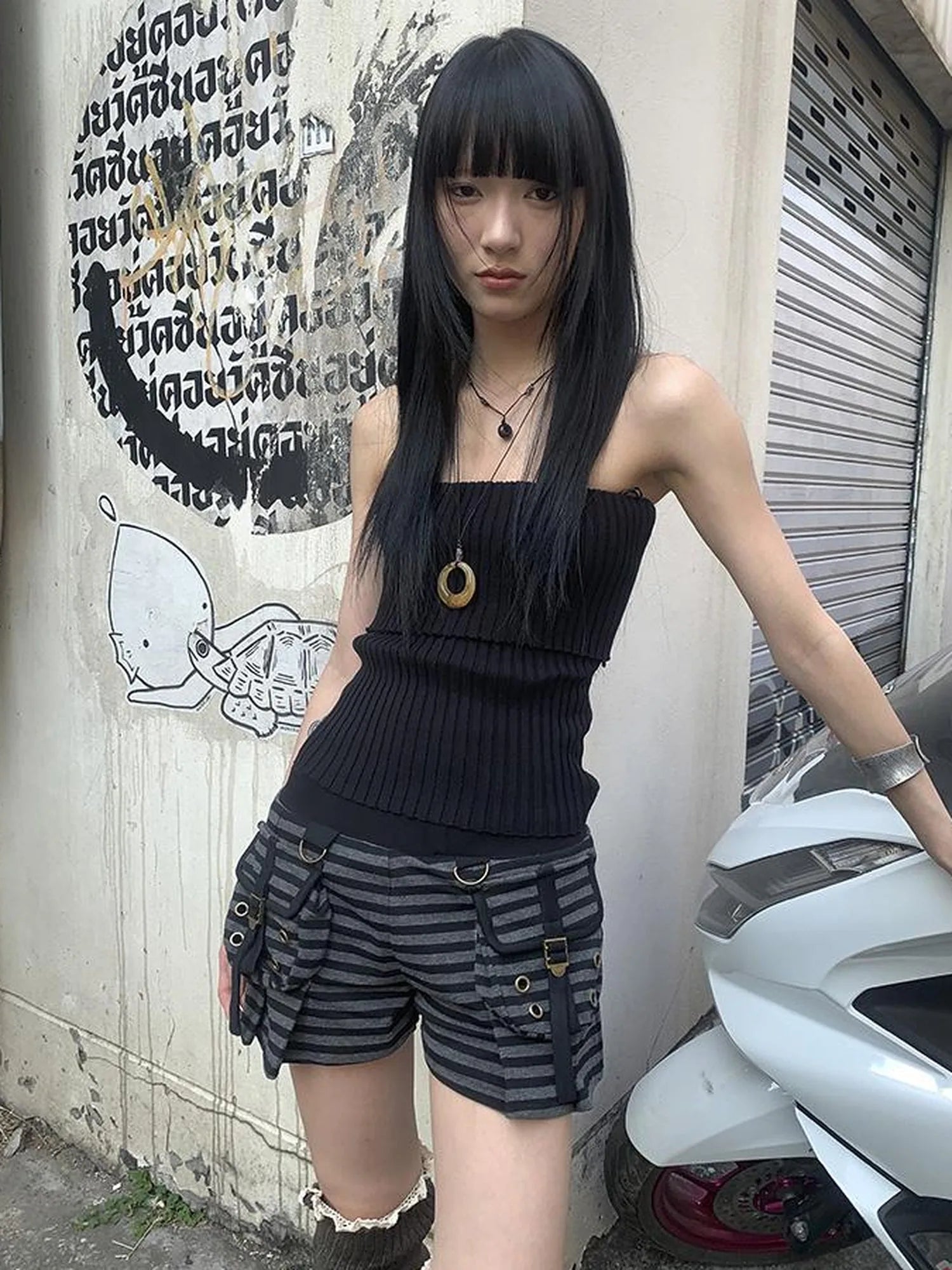Y2K Low Waist Flap Pocket Pleated Trousers In Black Gray Stripe