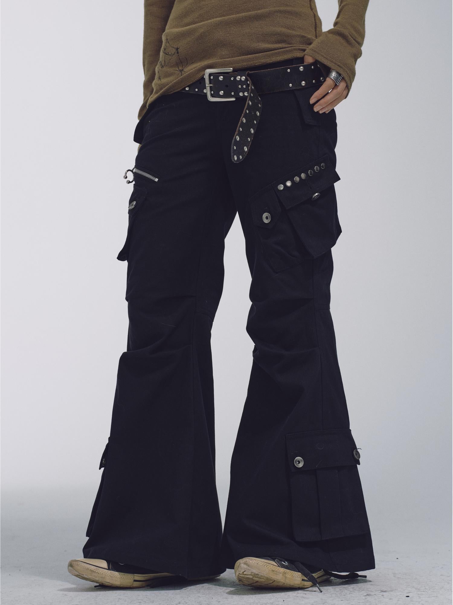 NONAME SPACE Cotton Relaxed Flared Pants With Metal Studs Multi Pockets