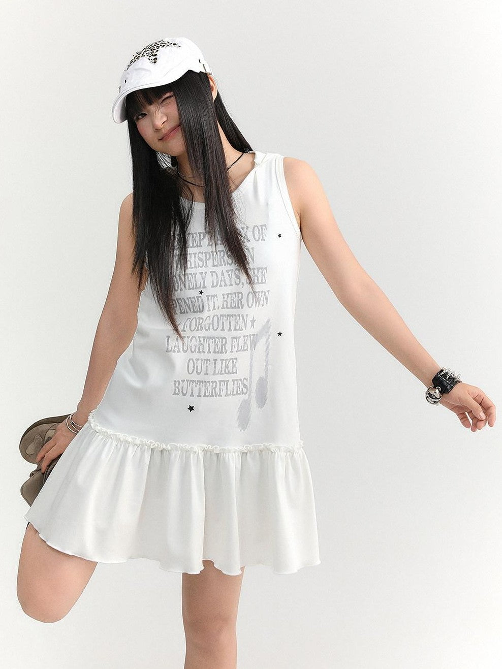 atrandom Gray Text Print Hooded Sleeveless Women&