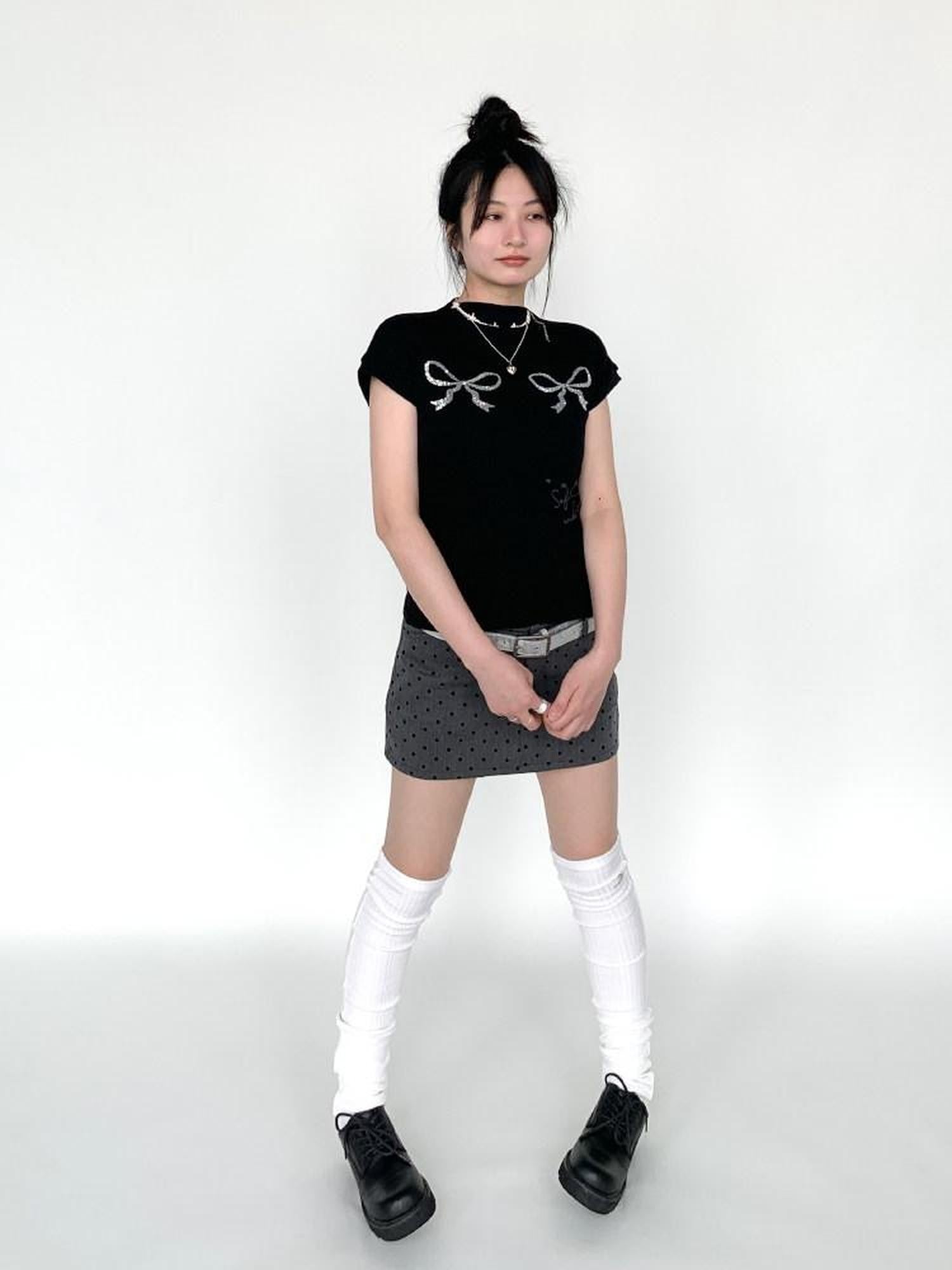 atrandom Sequin Embroidered Bow Print Mock Neck Women&