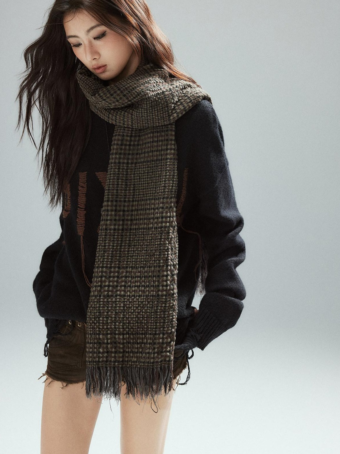 Low pixel Warm Oversized Street Style Distressed Hem Women Black Knit Pullover Sweaters