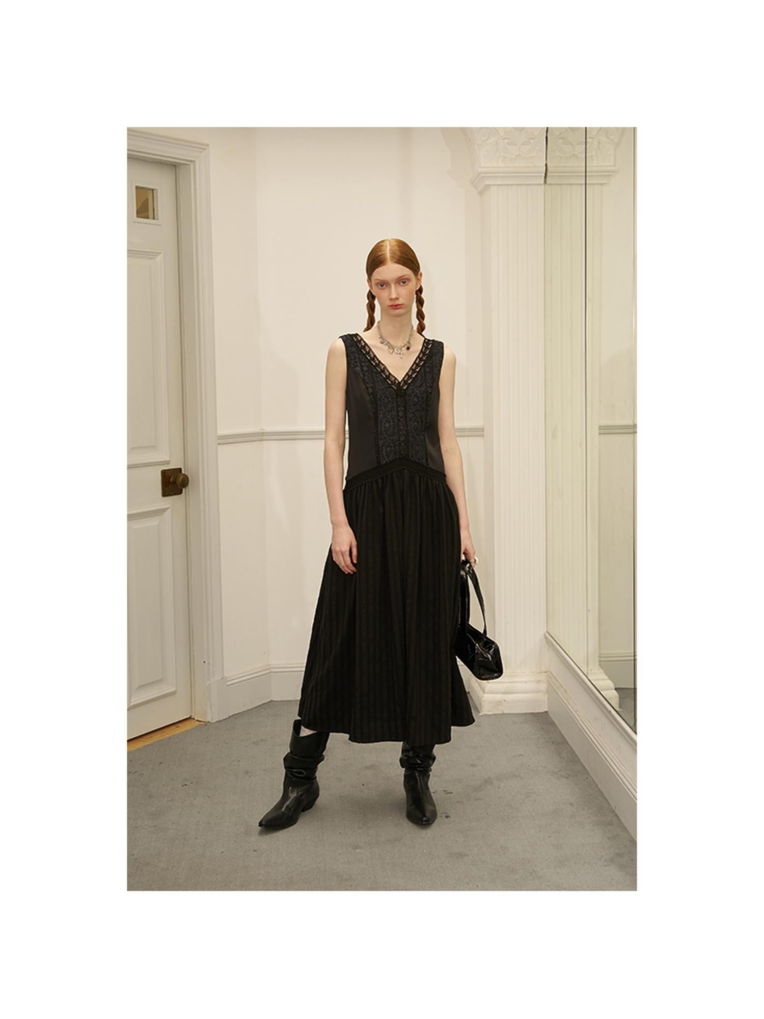 DIDDI MODA Elegant Lace Stripe V Neck Sleeveless Maxi Dress