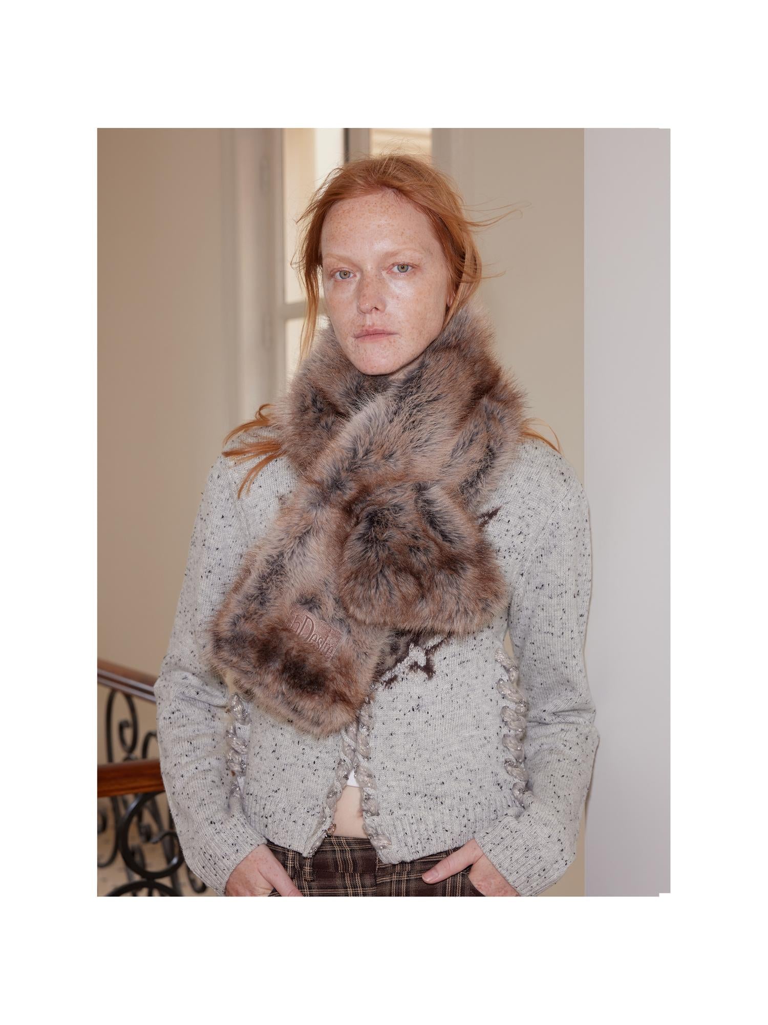 2th Desire Faux Fur Scarf Winter Warm Plush Two-Tone Tip Leather Label
