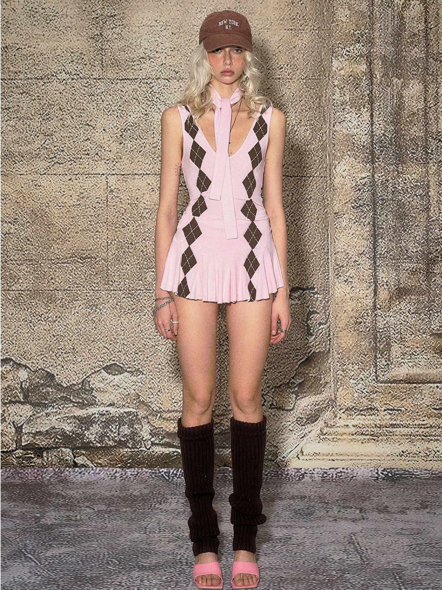 The NeverMore High Waist Printed A Line Sleeveless V-neck Casual Girls Strappy Mini Dresses