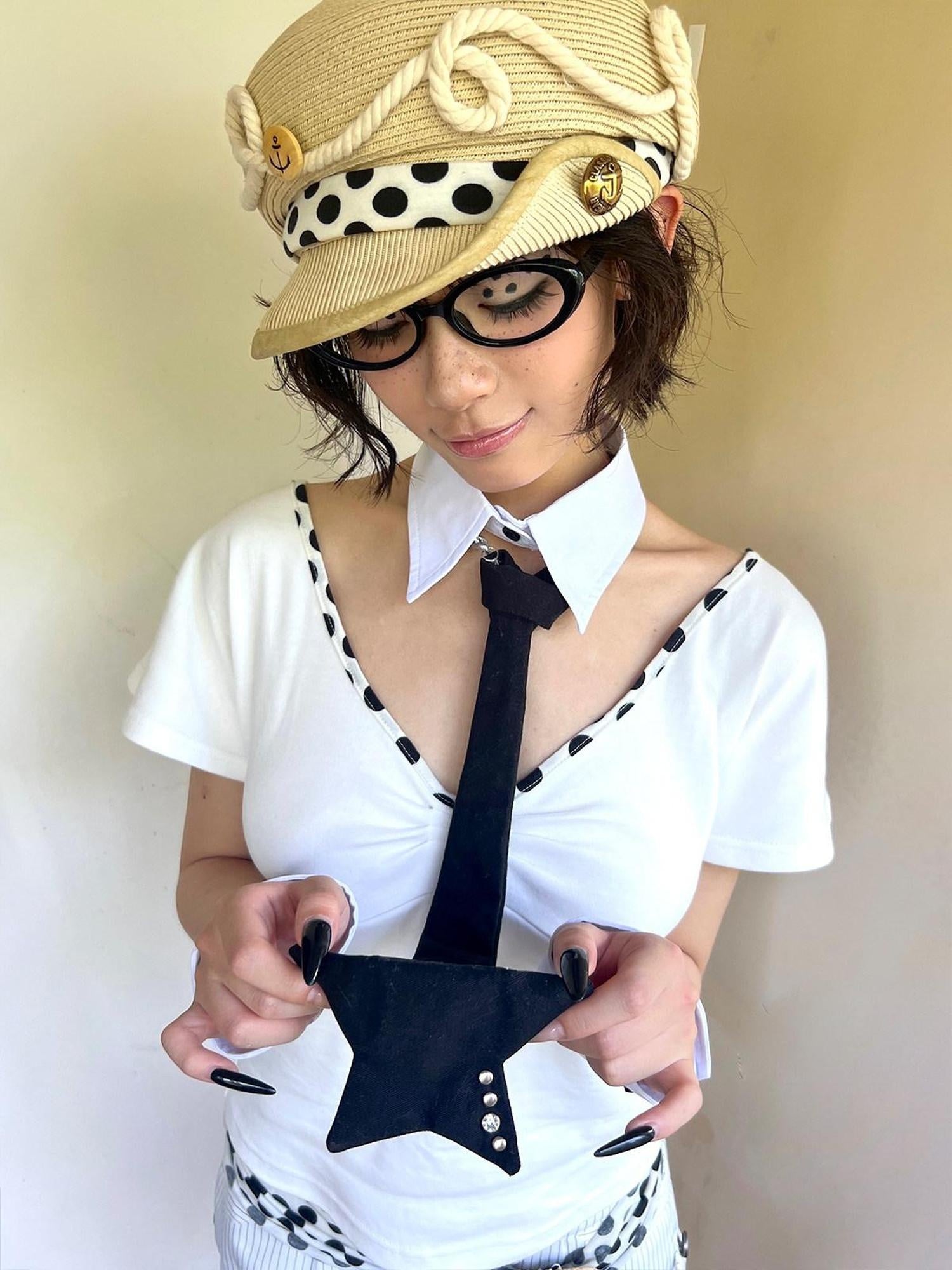 nit alcove Elegant Black White Polka Dot Arrow Tie Pendant Women Trendy Necklaces
