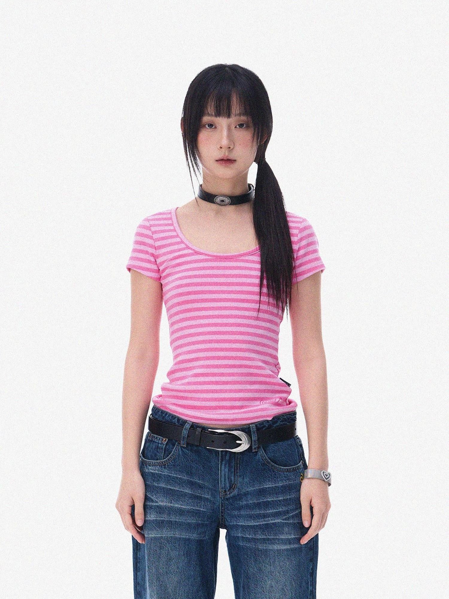 innomoood Slim Fit Striped Print V-neck Women&