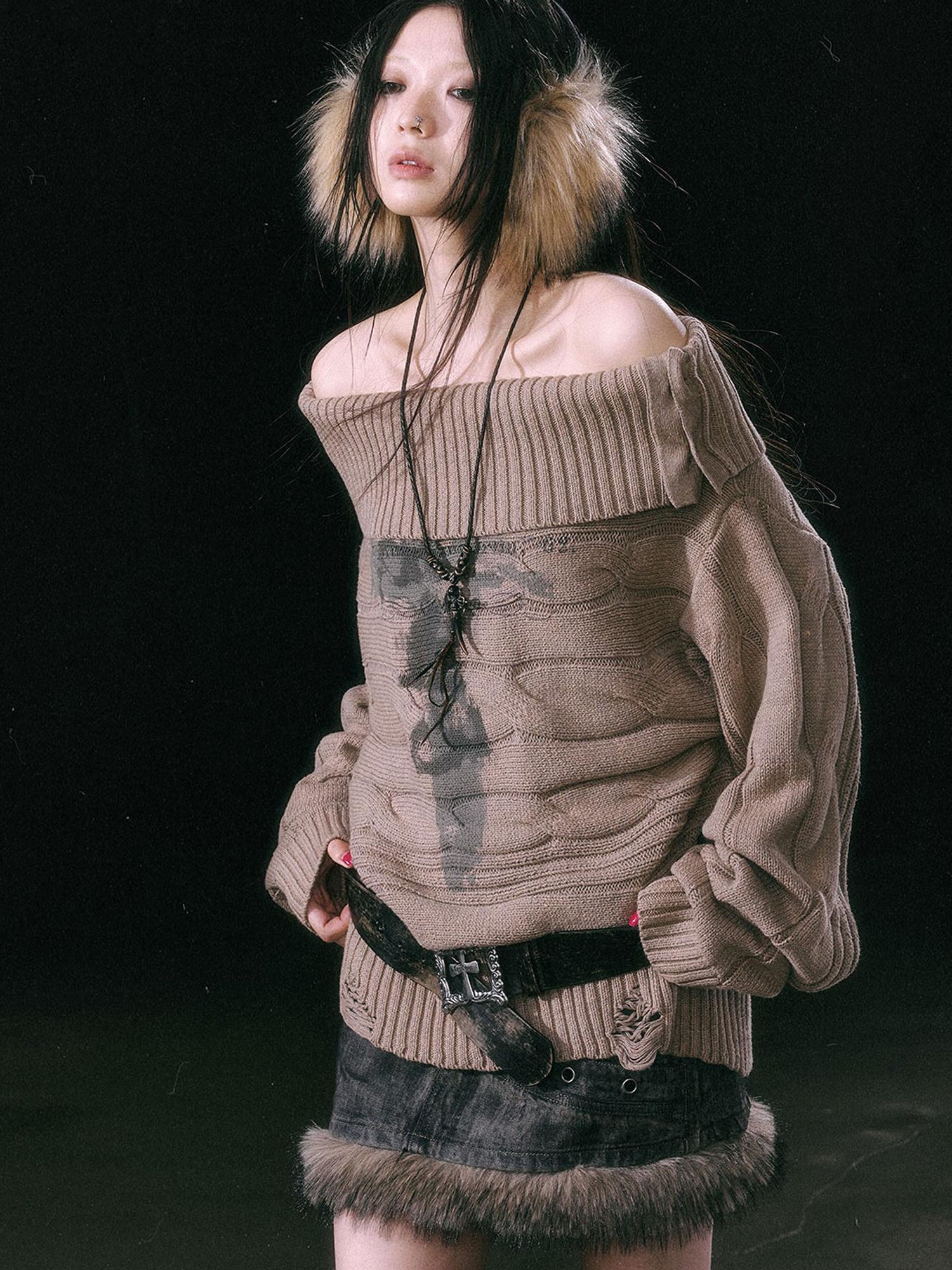 Update c Double Layer Collar Slant Shoulder Print Sweater