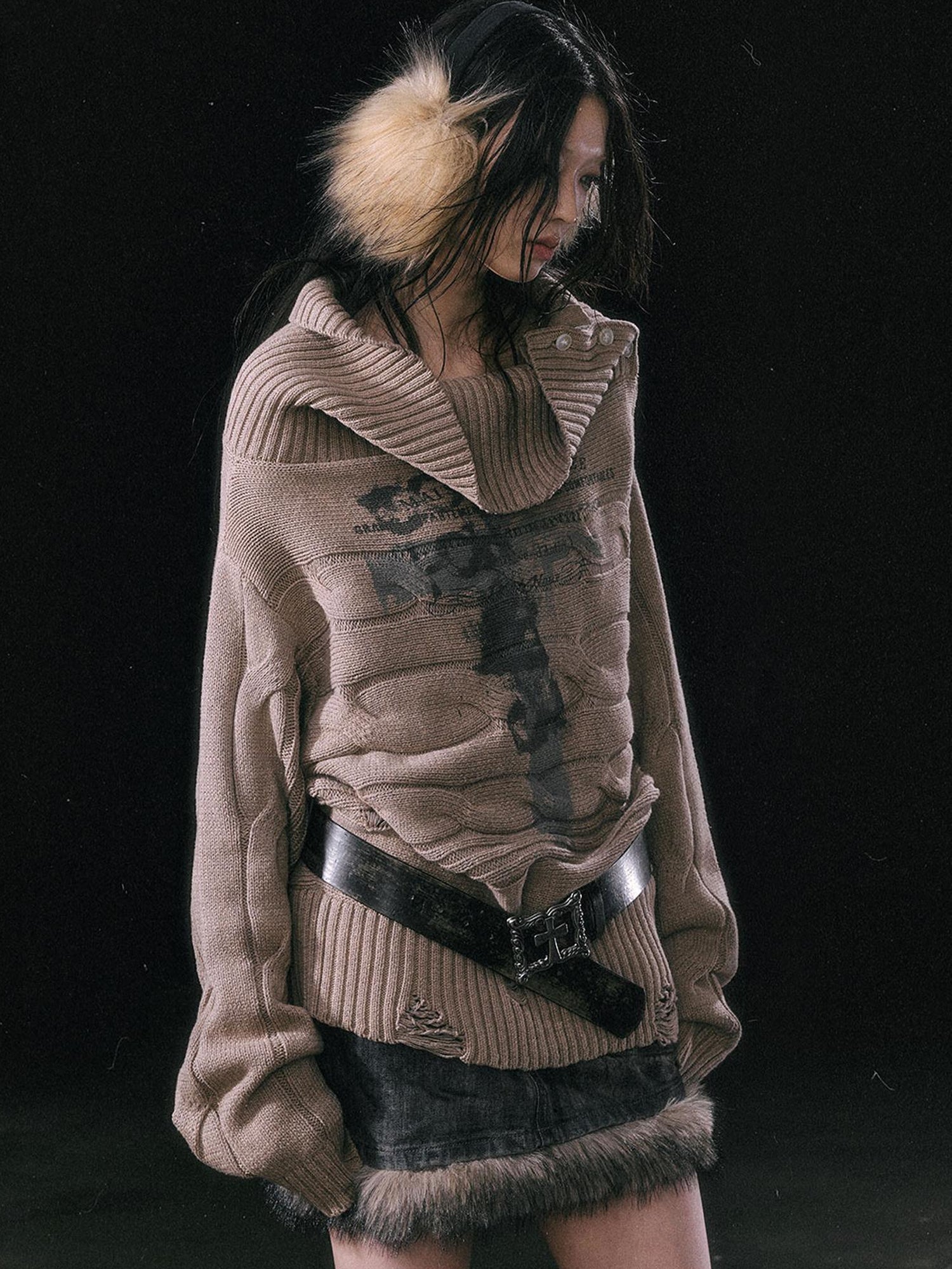 Update c Double Layer Collar Slant Shoulder Print Sweater