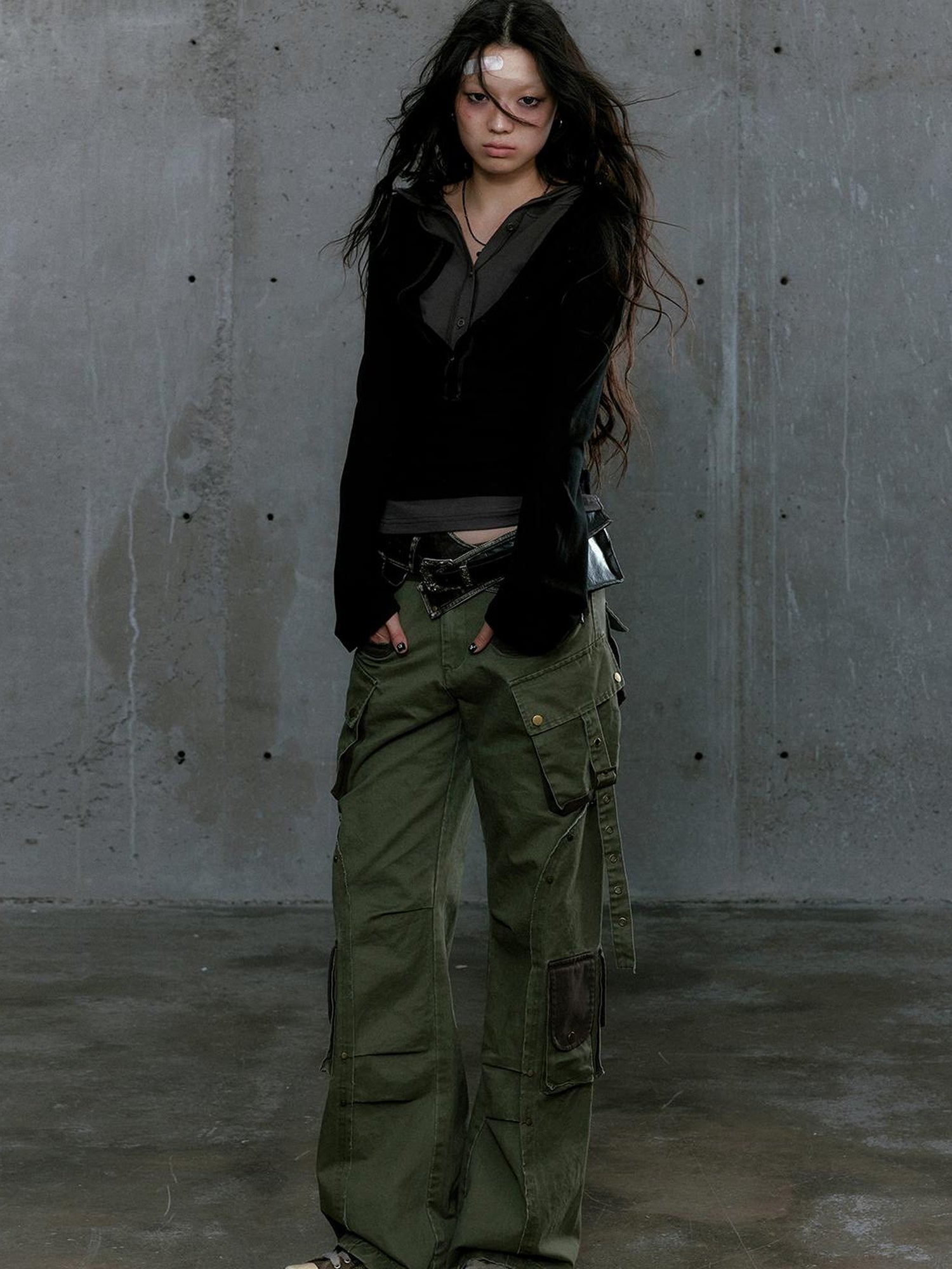 c Gray Green Contrast Pocket Cargo Pants Low Waist Military Style