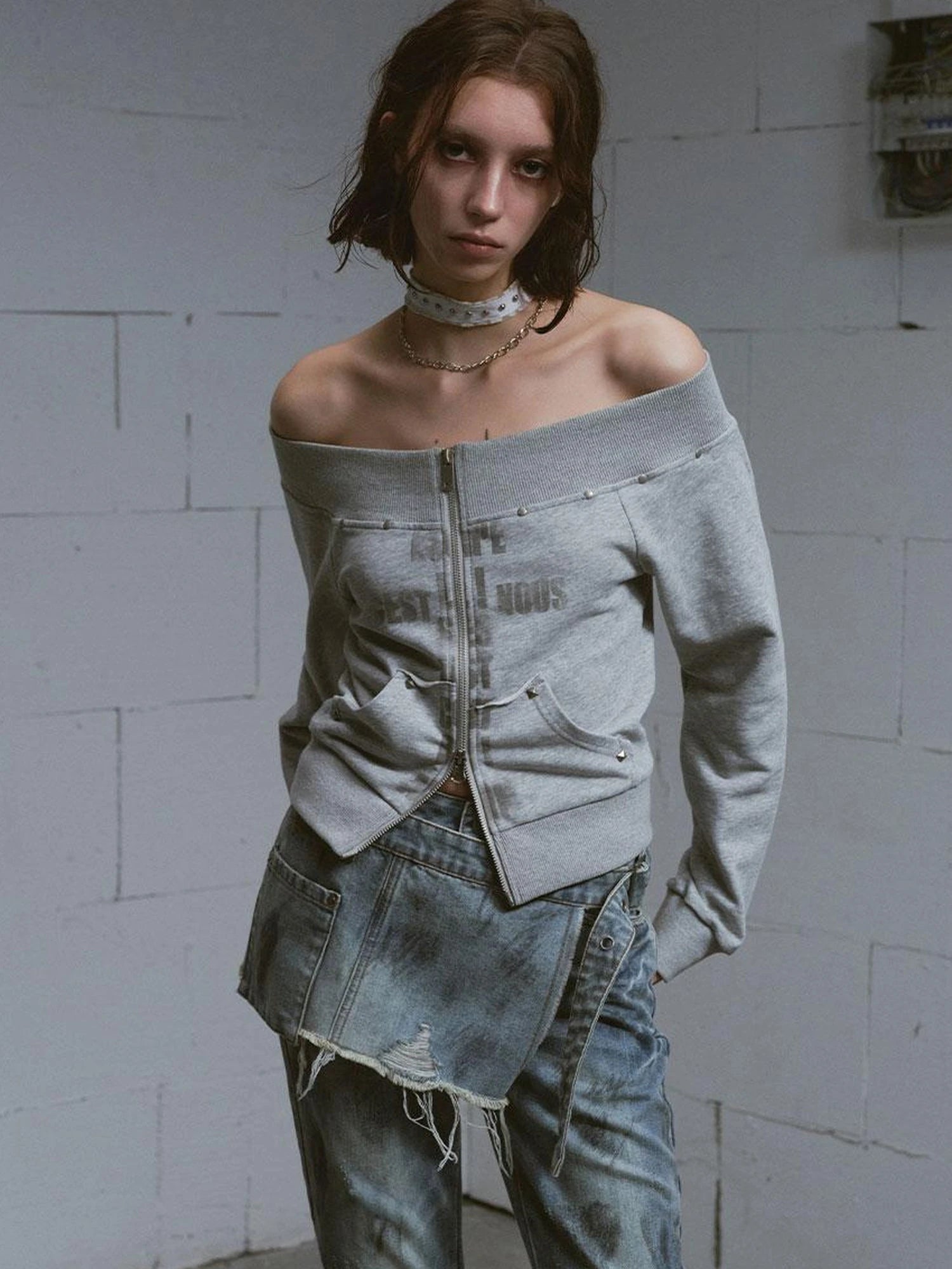 Lost Road Cut Out Print Shoulder Knit Sweatshirt