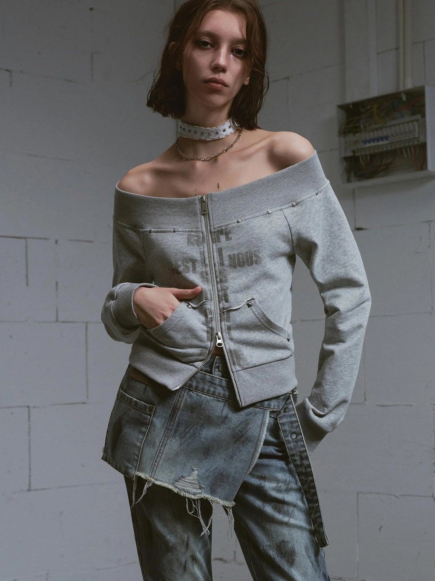 Lost Road Cut Out Print Shoulder Knit Sweatshirt