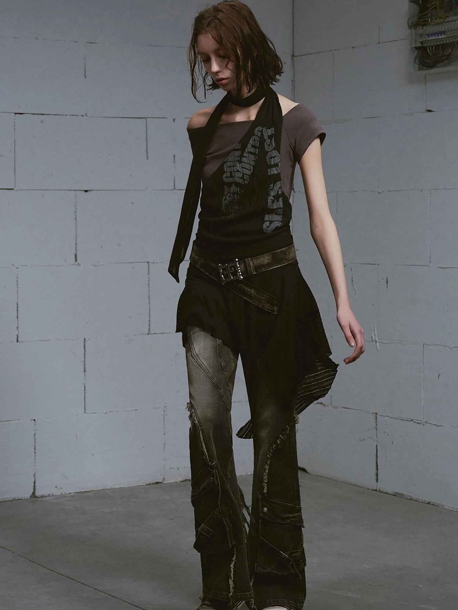 Lost Road Print Layered Dress With Scarf