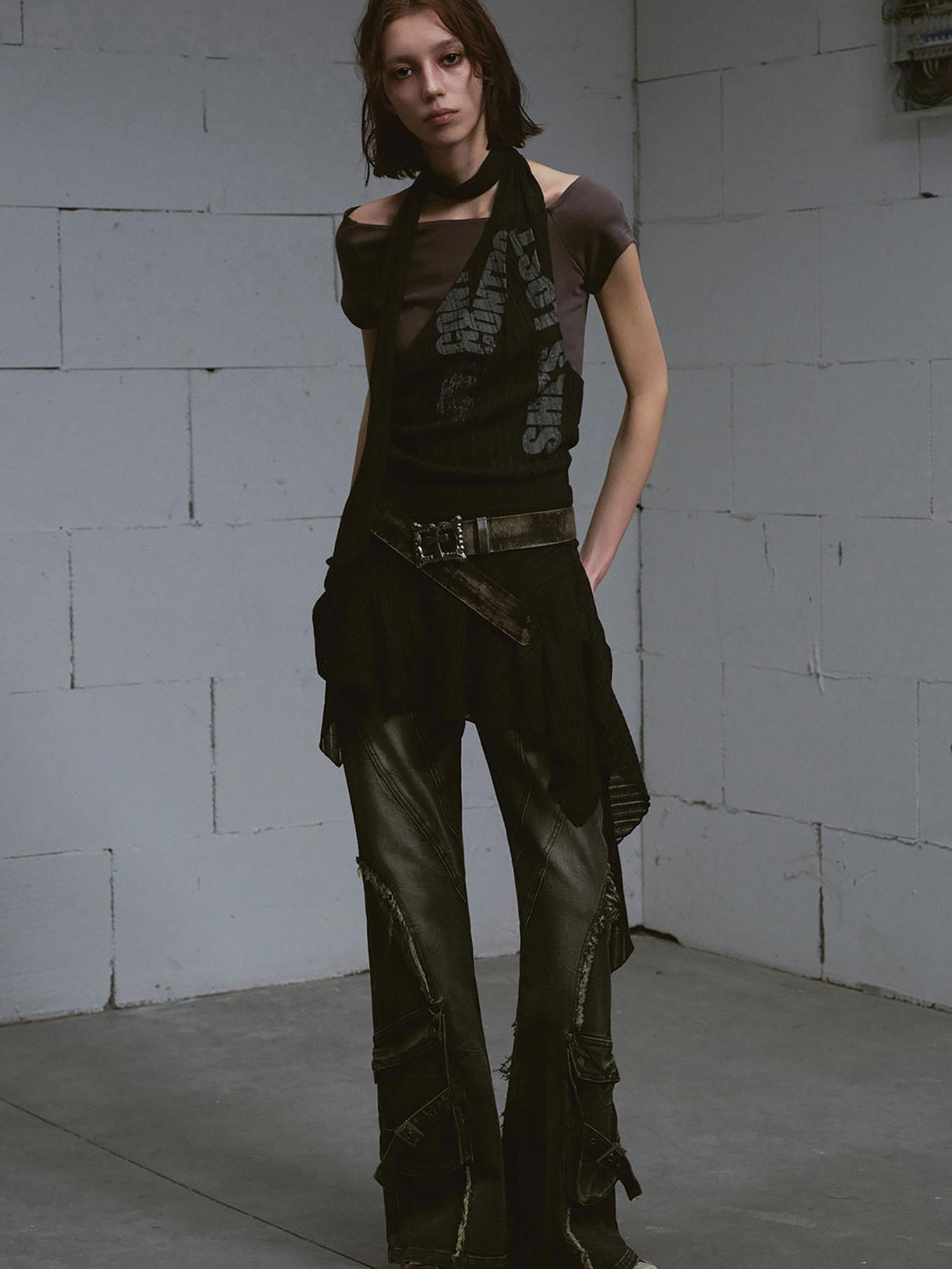 Update c Vintage Distressed Flared Jeans
