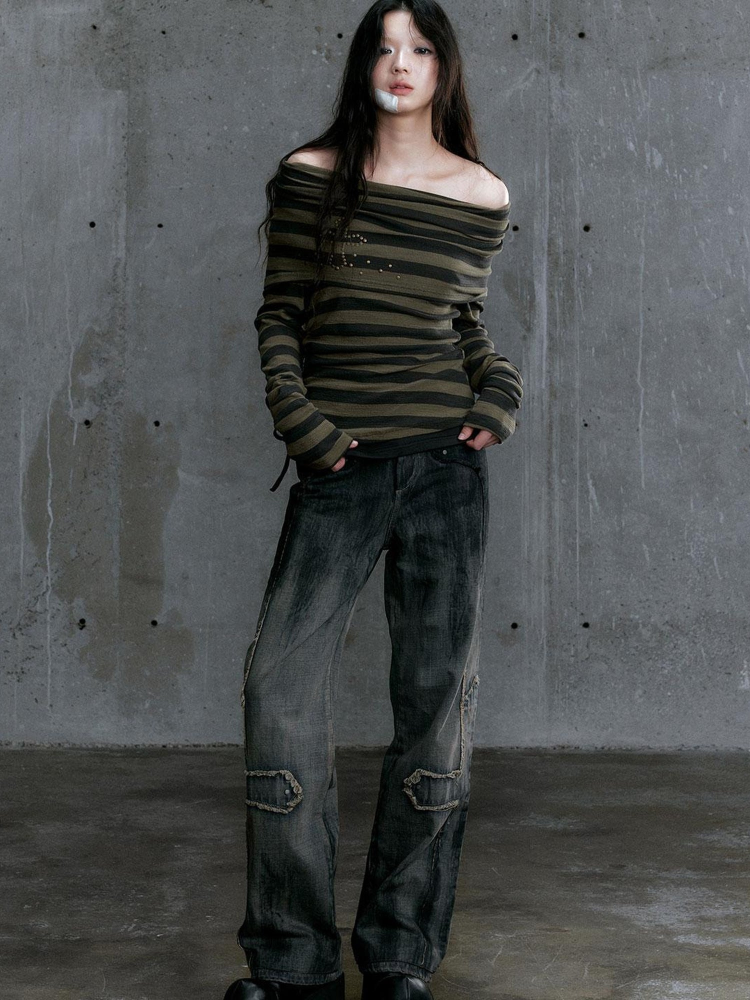 c Vintage Washed Cross Punk Denim Jeans